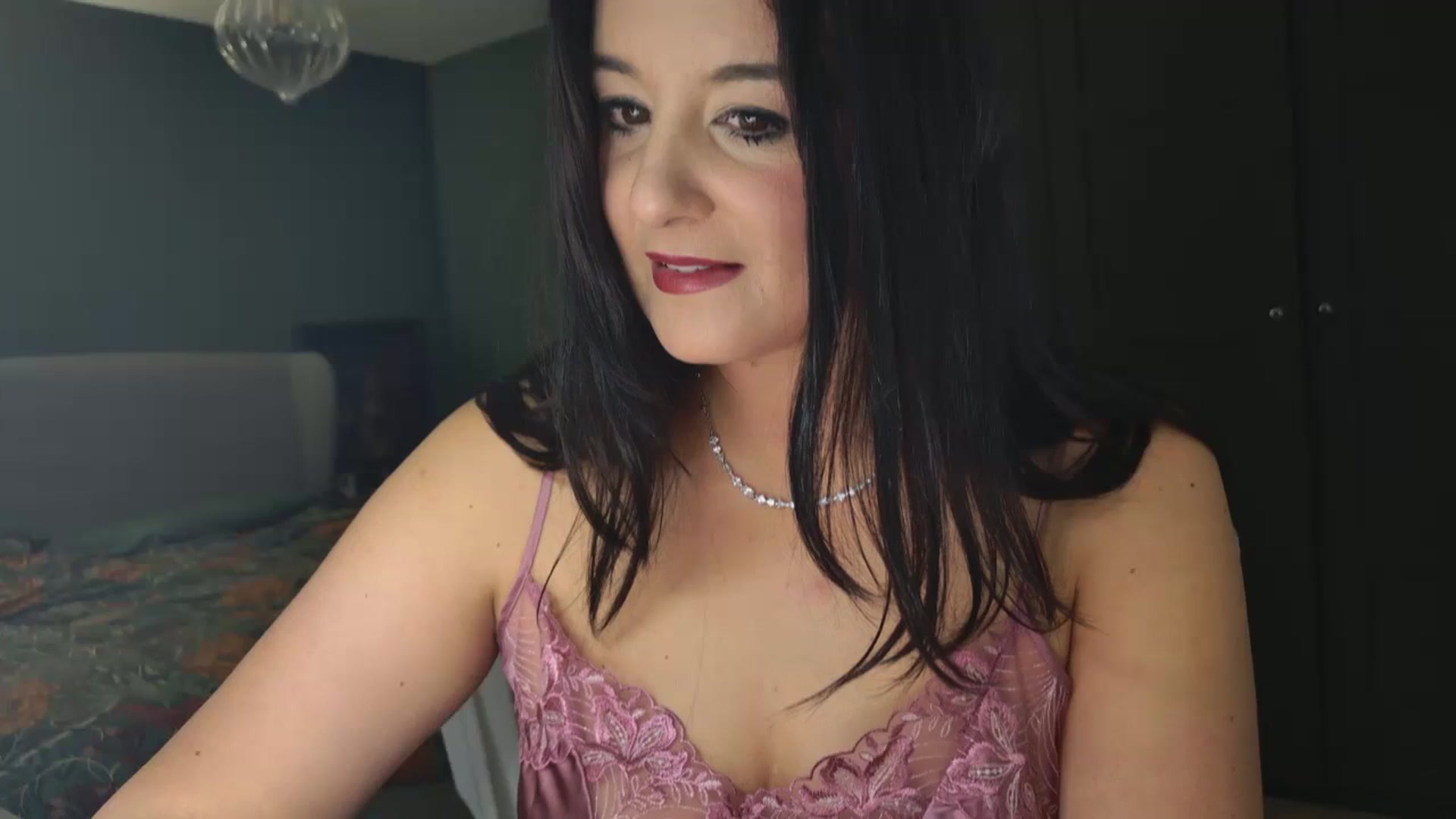 Gallery image thumbnail from mysteryriver's myfreecams stream on, 10/14/2024, 20:12 image 20 of 20