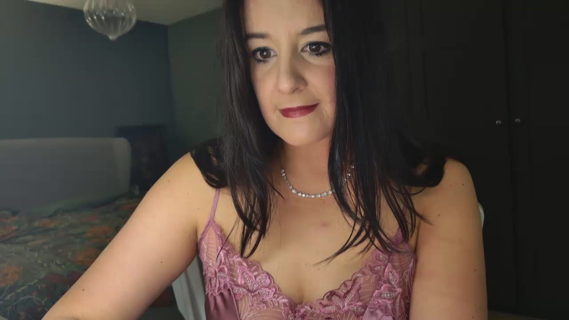 Gallery image thumbnail from mysteryriver's myfreecams stream on, 10/14/2024, 20:12 image 19 of 20