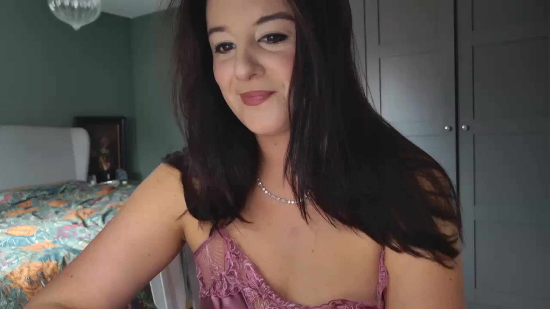 Gallery image thumbnail from mysteryriver's myfreecams stream on, 10/15/2024, 09:40 image 11 of 20
