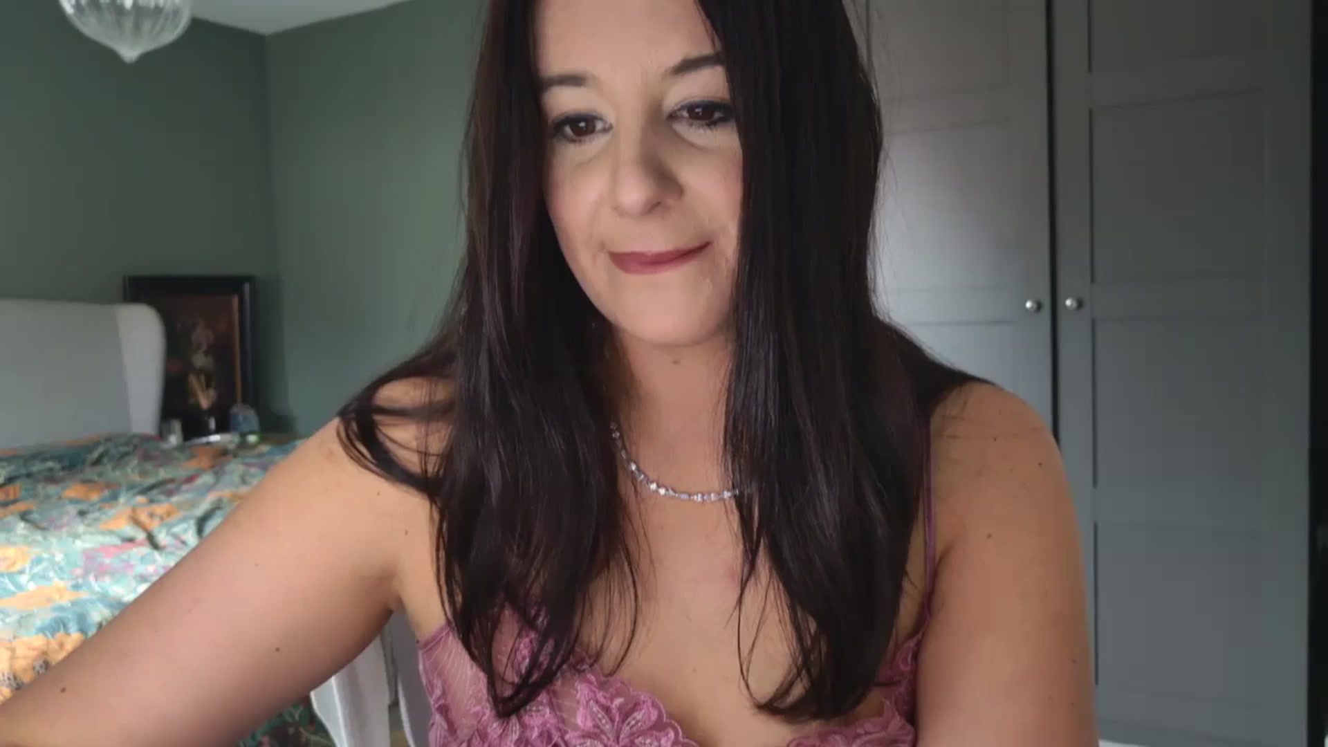 Gallery image thumbnail from mysteryriver's myfreecams stream on, 10/15/2024, 11:54 image 14 of 20