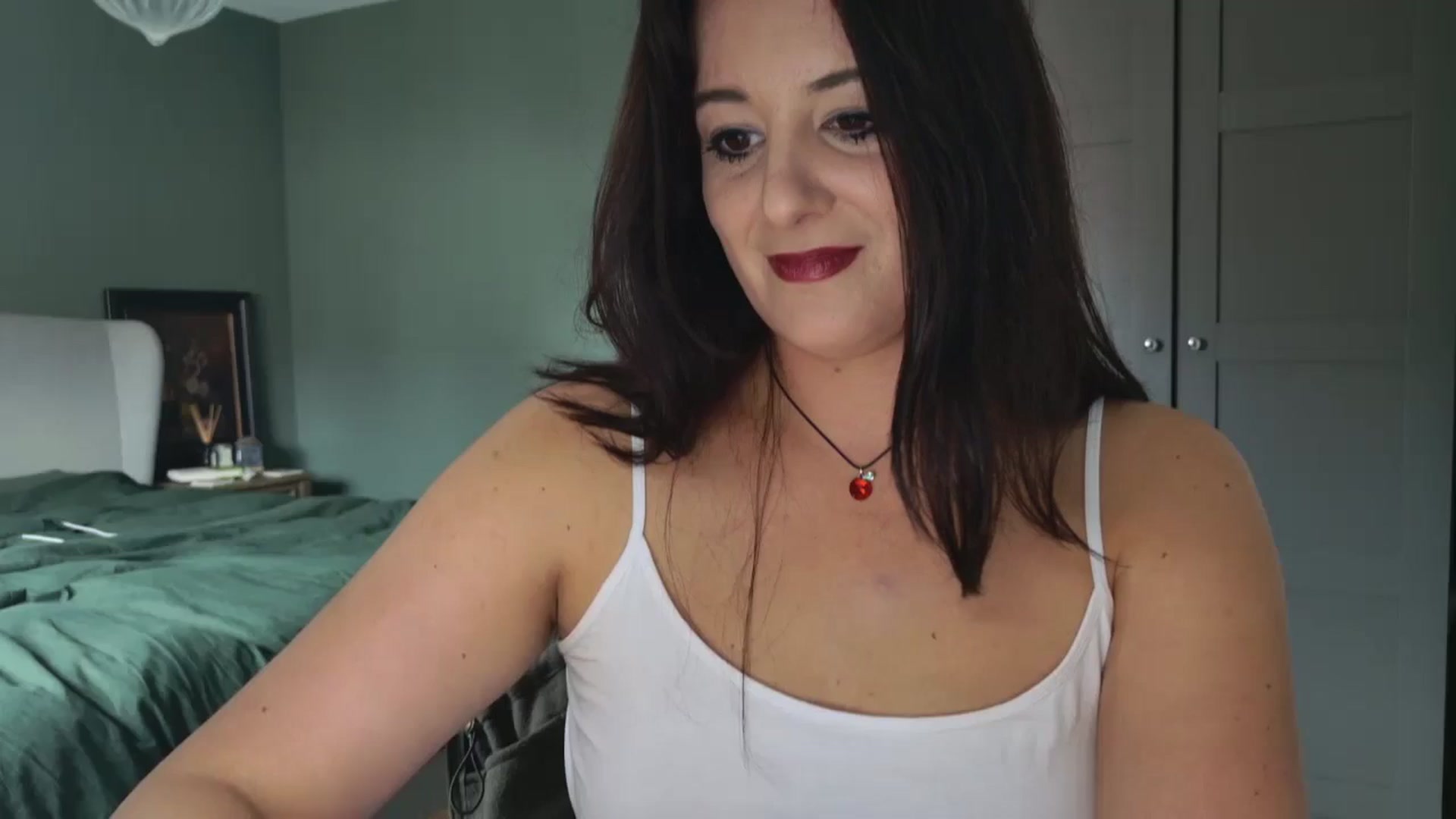 Gallery image thumbnail from mysteryriver's myfreecams stream on, 10/17/2024, 12:39 image 1 of 20