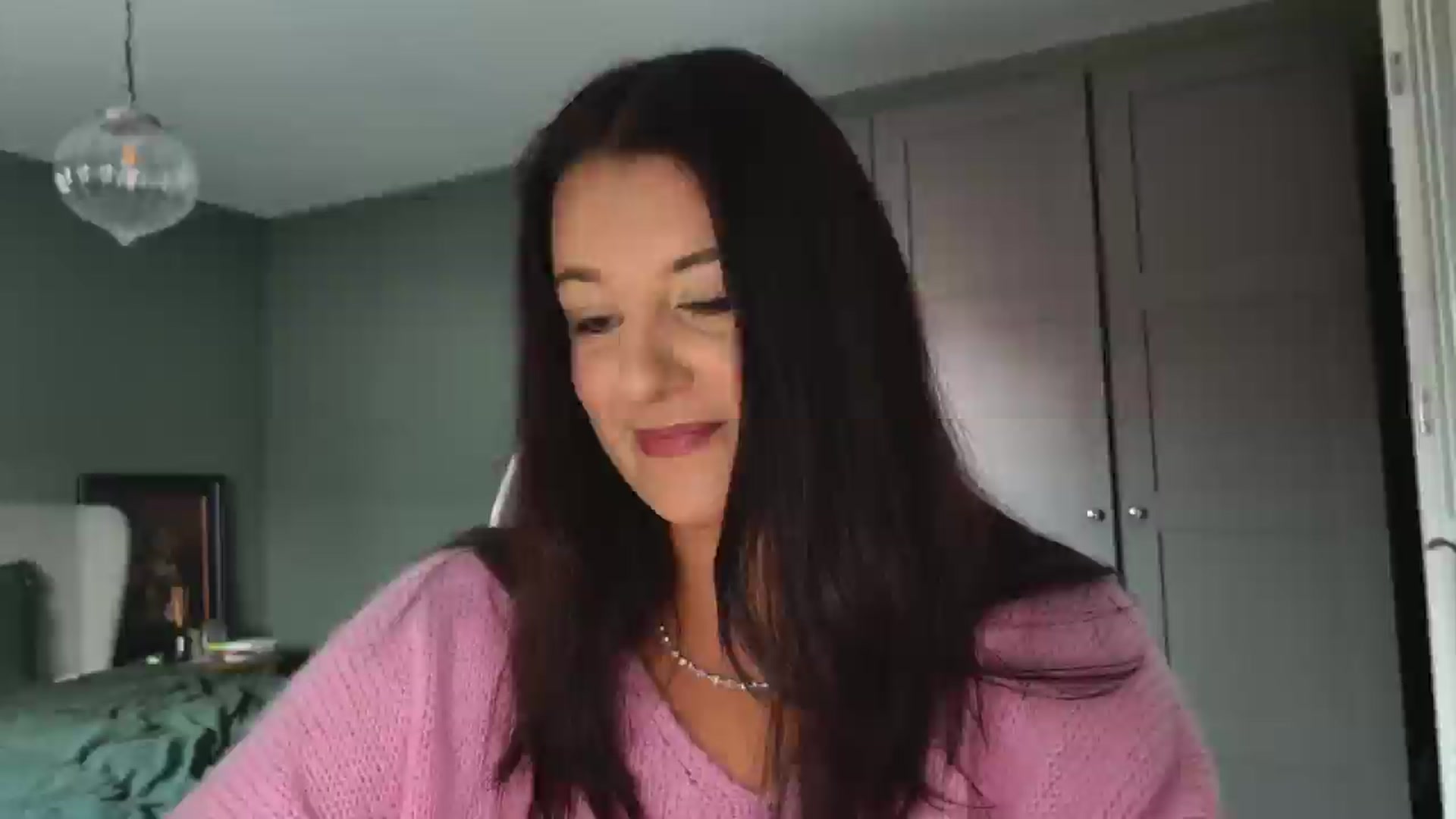 Gallery image thumbnail from mysteryriver's myfreecams stream on, 10/28/2024, 09:46 image 12 of 20