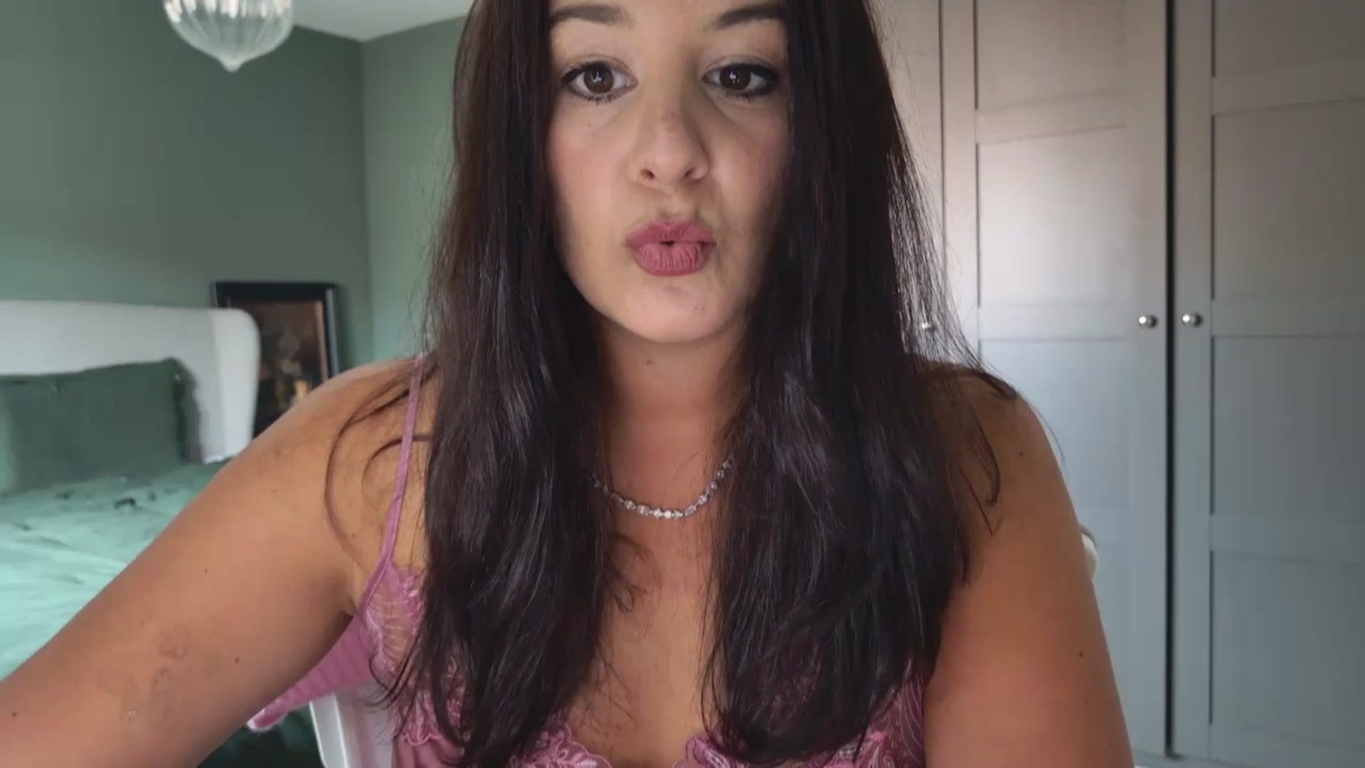 Gallery image thumbnail from mysteryriver's myfreecams stream on, 10/28/2024, 11:07 image 14 of 20