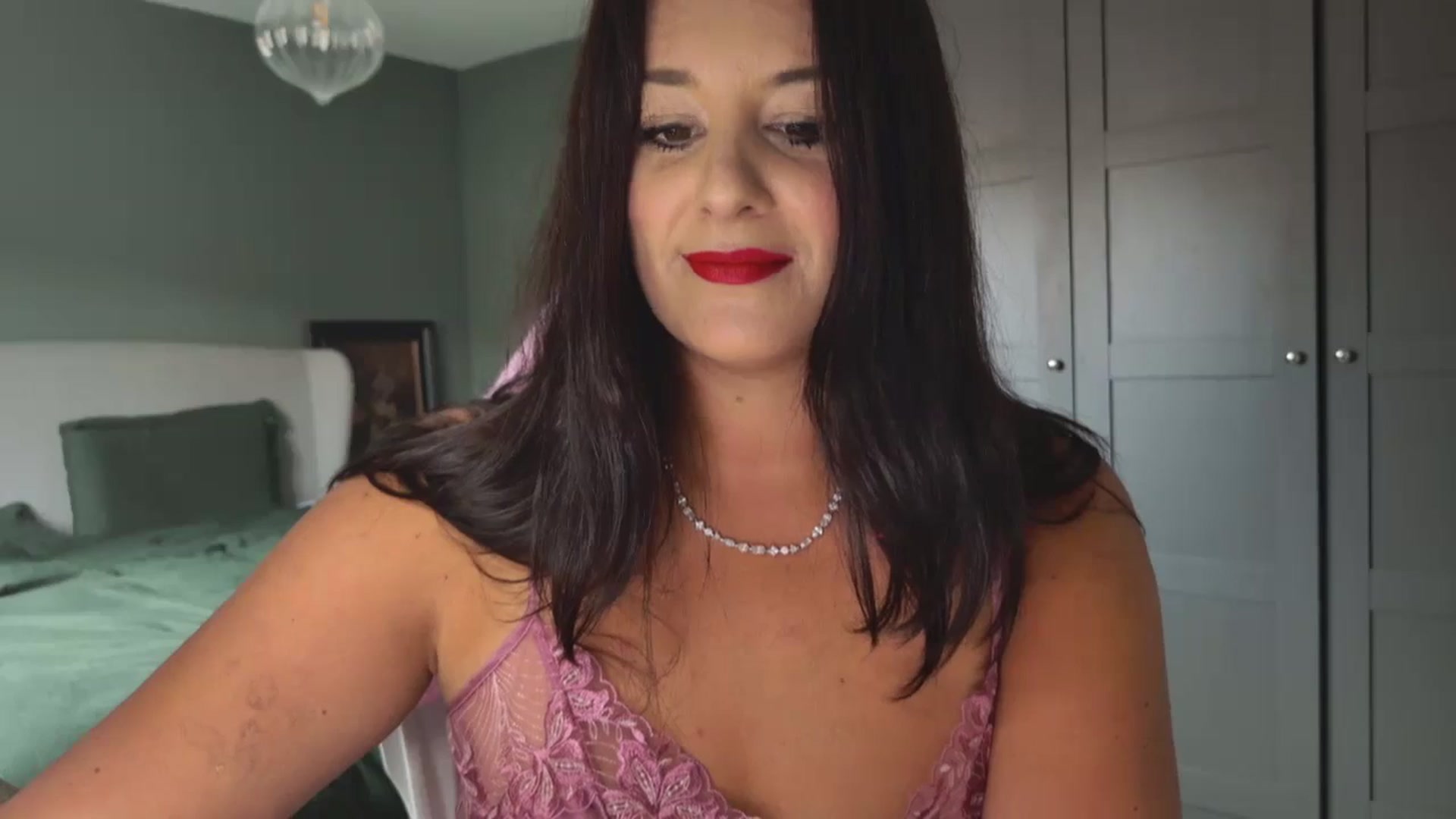 Gallery image thumbnail from mysteryriver's myfreecams stream on, 10/28/2024, 12:37 image 8 of 20