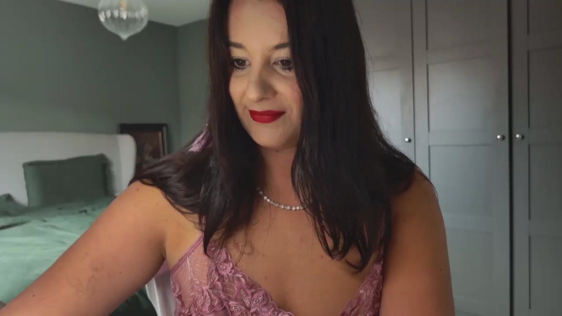 Gallery image thumbnail from mysteryriver's myfreecams stream on, 10/28/2024, 12:37 image 7 of 20