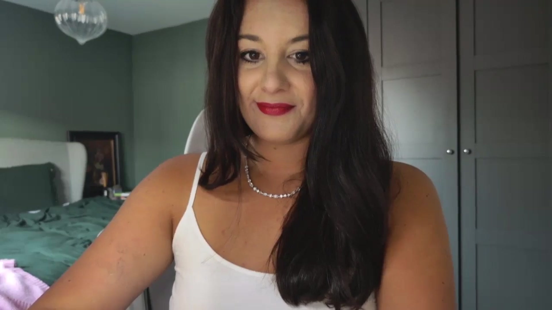 Gallery image thumbnail from mysteryriver's myfreecams stream on, 10/28/2024, 14:13 image 12 of 20