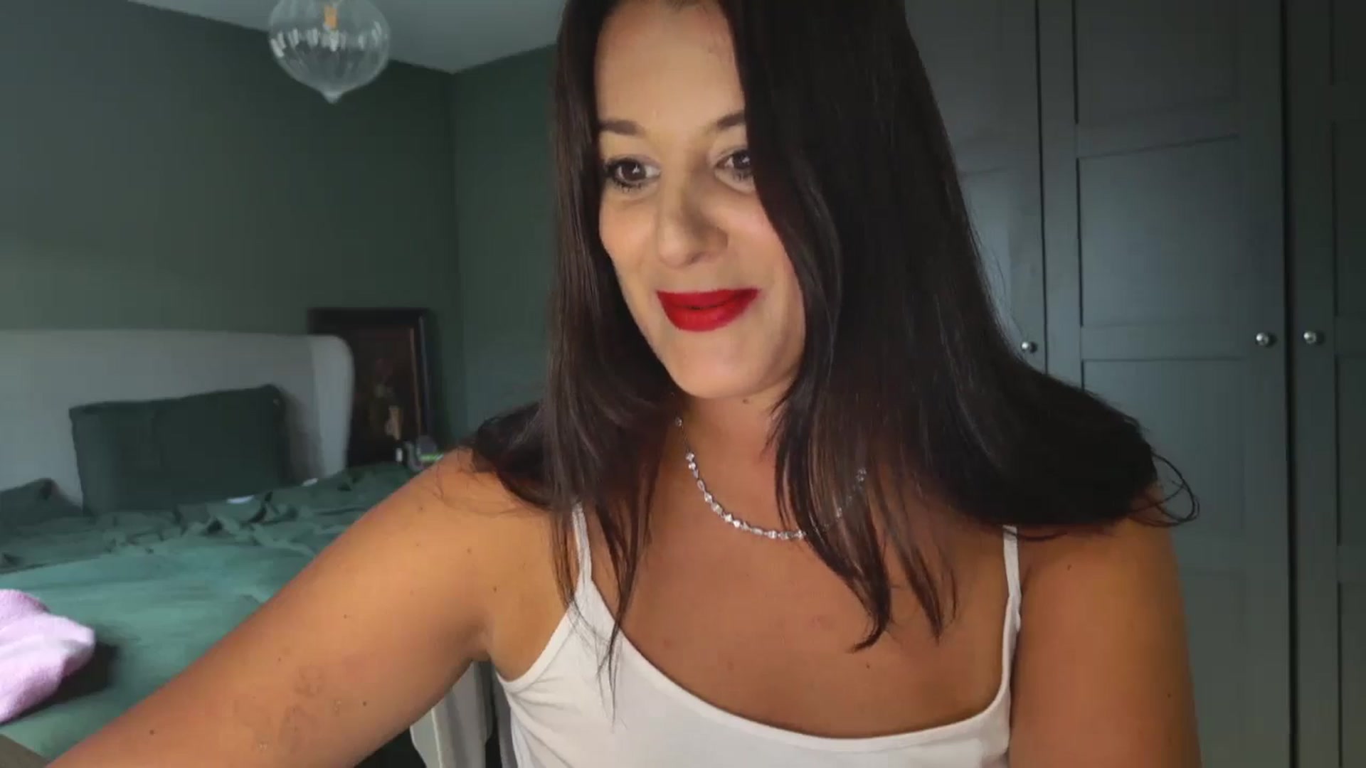 Gallery image thumbnail from mysteryriver's myfreecams stream on, 10/28/2024, 16:03 image 10 of 20