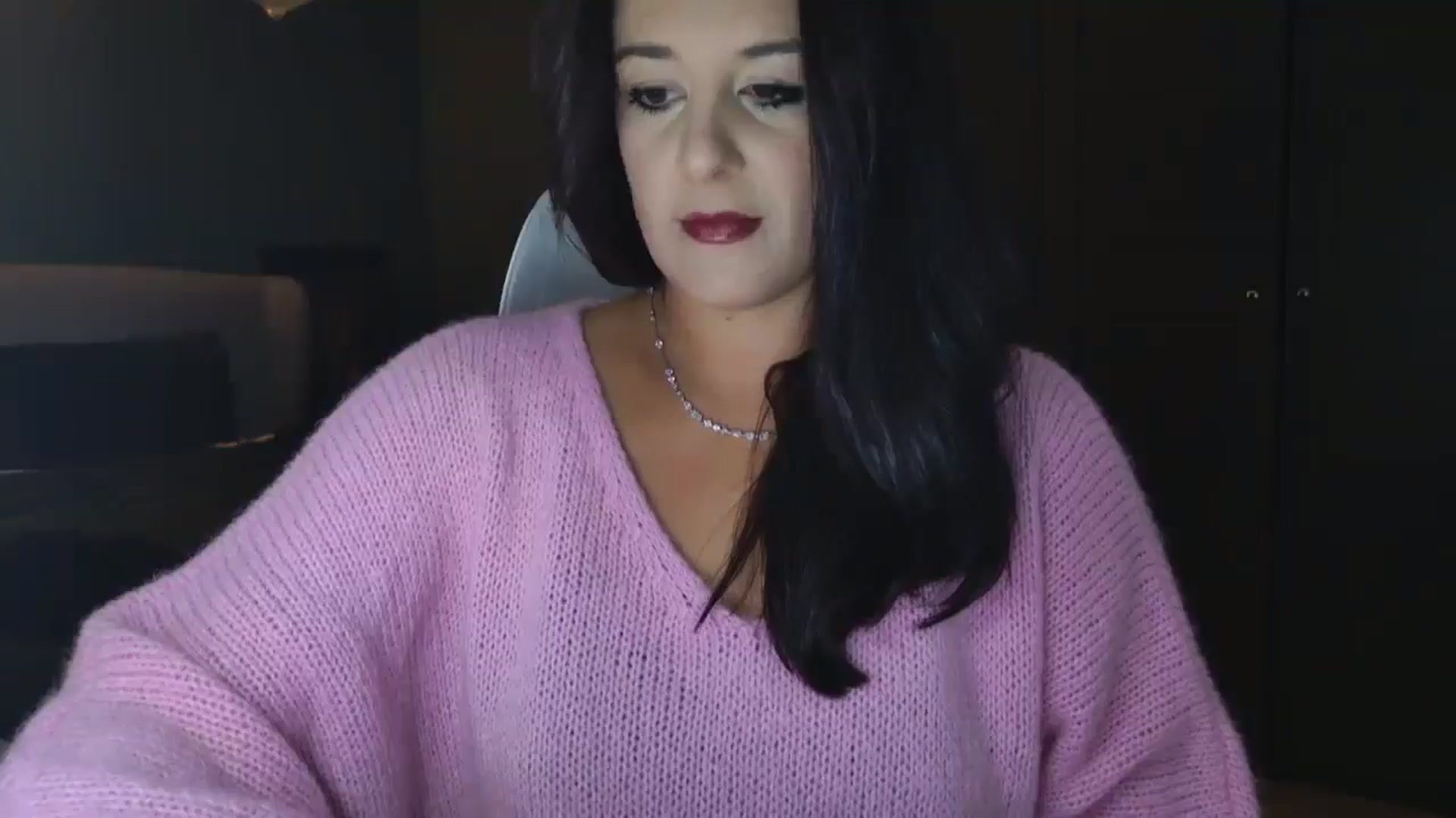 Gallery image thumbnail from mysteryriver's myfreecams stream on, 10/28/2024, 20:24 image 2 of 20