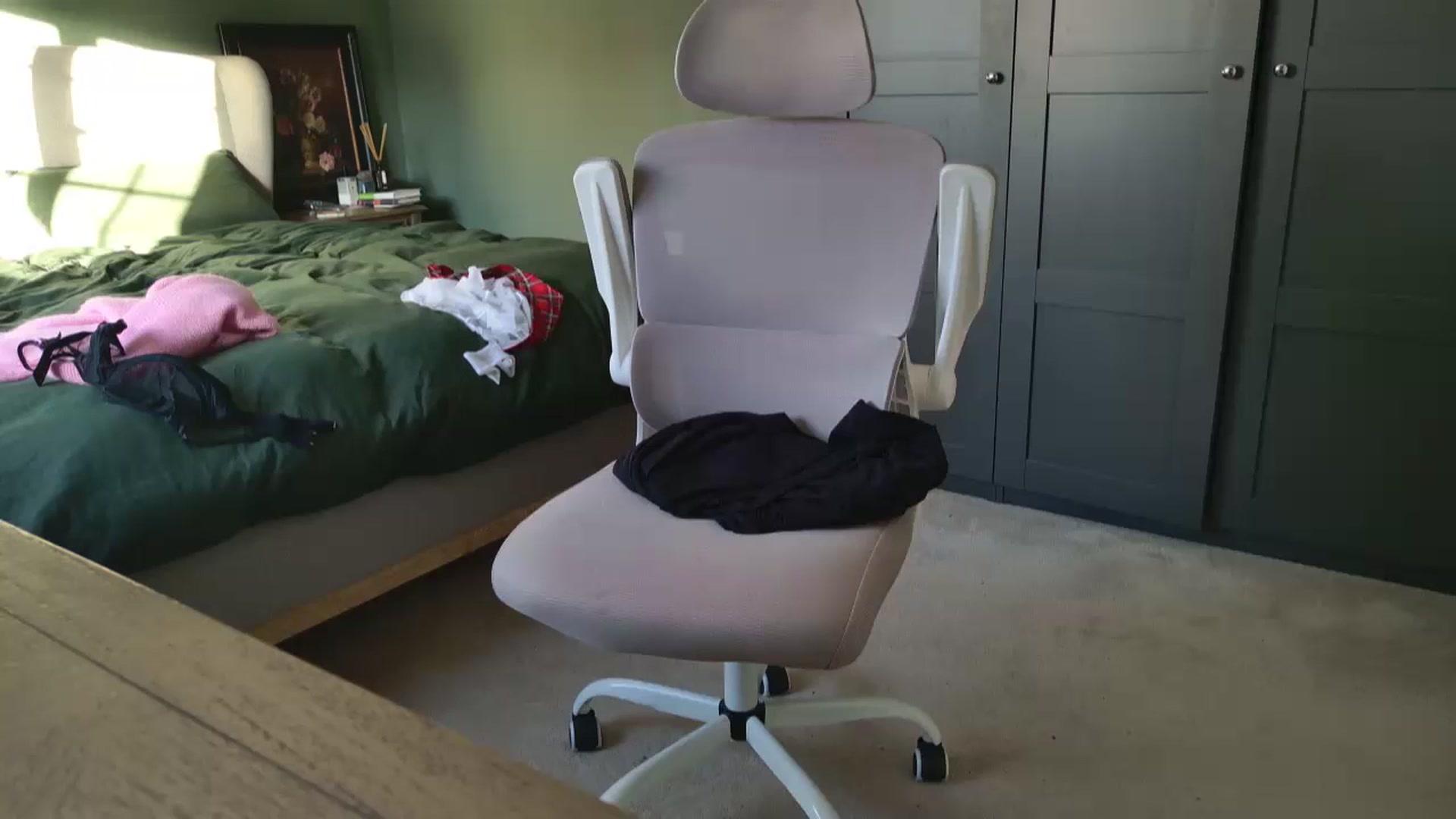 Gallery image thumbnail from mysteryriver's myfreecams stream on, 10/29/2024, 15:25 image 1 of 20