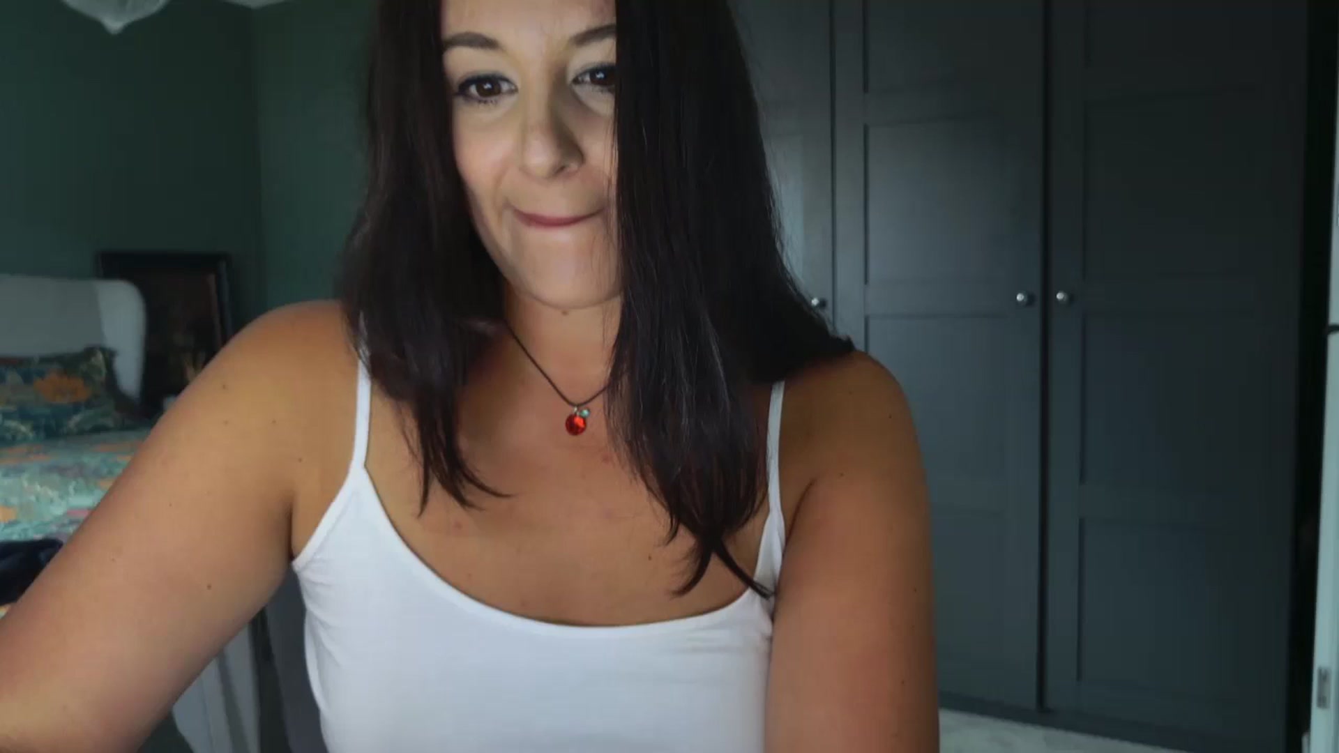 Gallery image thumbnail from mysteryriver's myfreecams stream on, 10/30/2024, 14:00 image 9 of 20