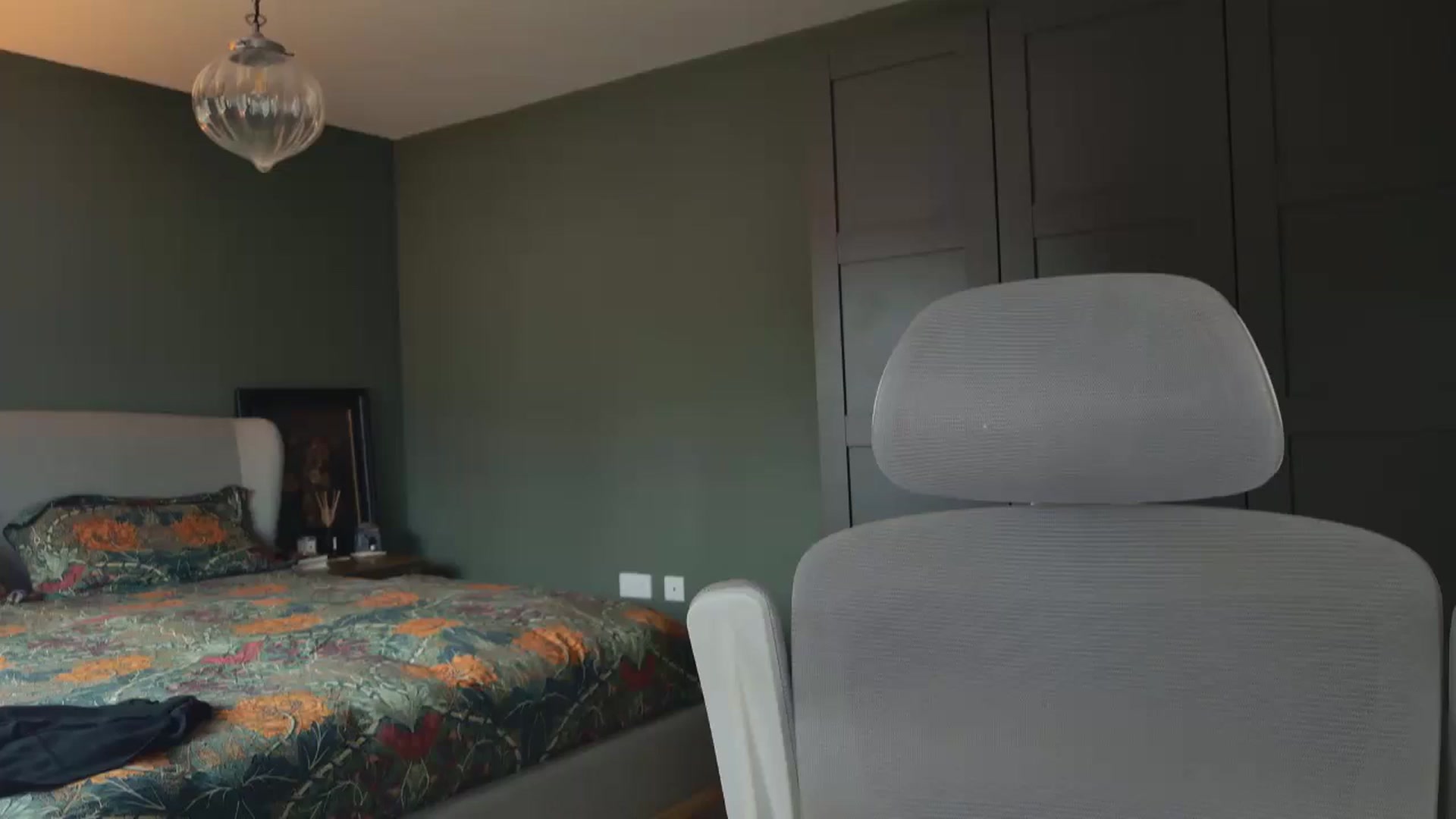 Gallery image thumbnail from mysteryriver's myfreecams stream on, 10/30/2024, 15:23 image 8 of 20