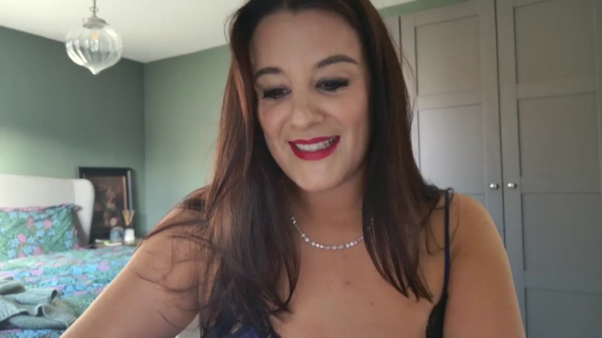 Gallery image thumbnail from mysteryriver's myfreecams stream on, 11/11/2024, 14:56 image 15 of 20