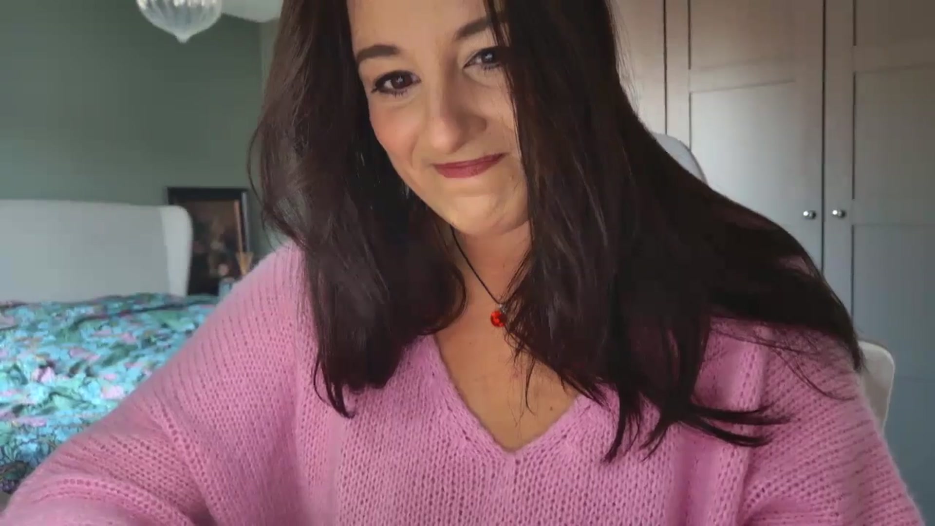 Gallery image thumbnail from mysteryriver's myfreecams stream on, 11/12/2024, 10:40 image 6 of 20