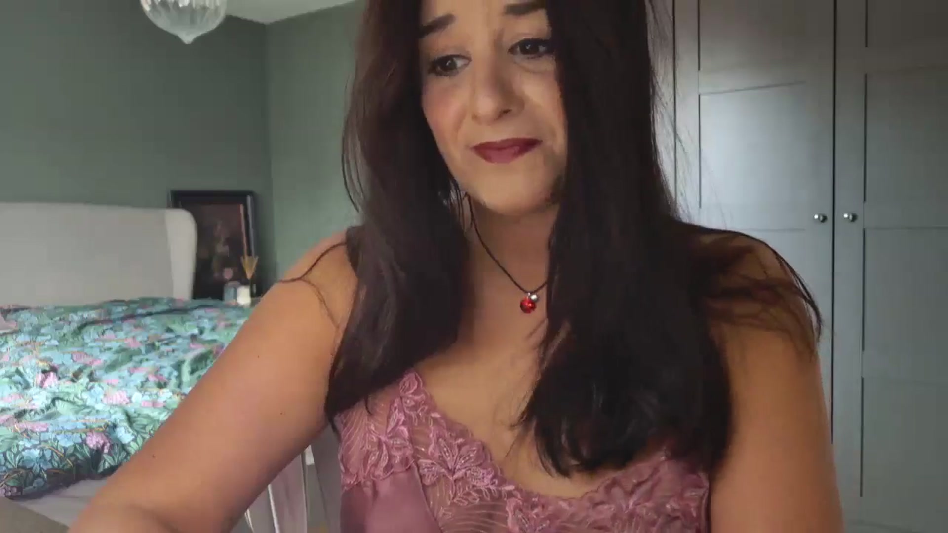 Gallery image thumbnail from mysteryriver's myfreecams stream on, 11/12/2024, 10:40 image 18 of 20