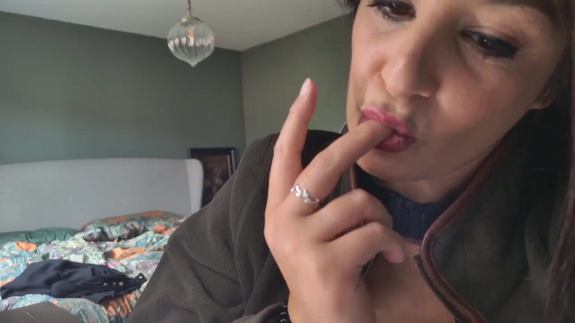 Gallery image thumbnail from mysteryriver's myfreecams stream on, 11/14/2024, 09:53 image 18 of 20