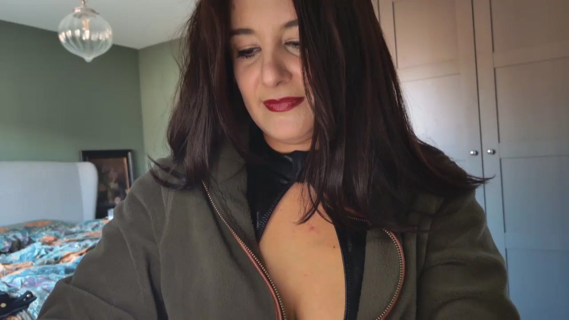 Gallery image thumbnail from mysteryriver's myfreecams stream on, 11/14/2024, 11:17 image 1 of 20