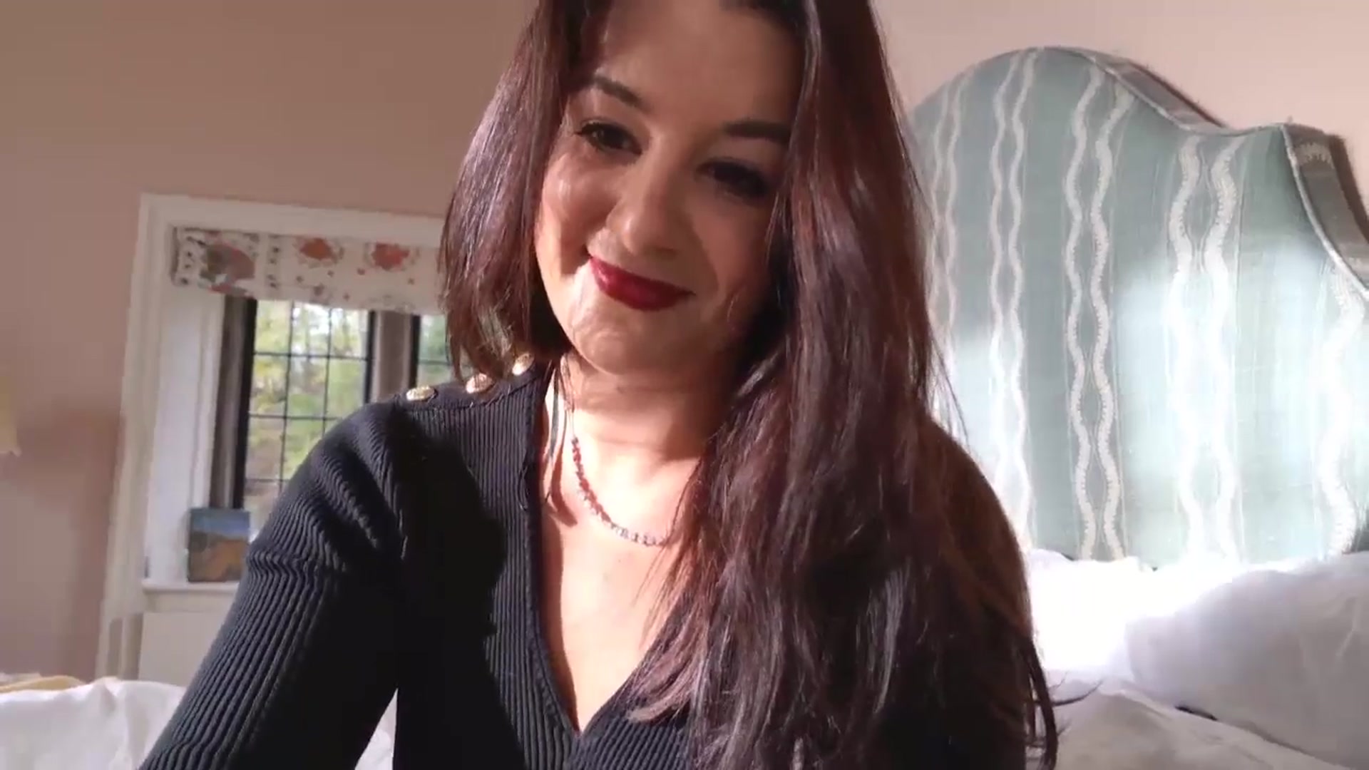 Gallery image thumbnail from mysteryriver's myfreecams stream on, 11/18/2024, 13:03 image 4 of 20