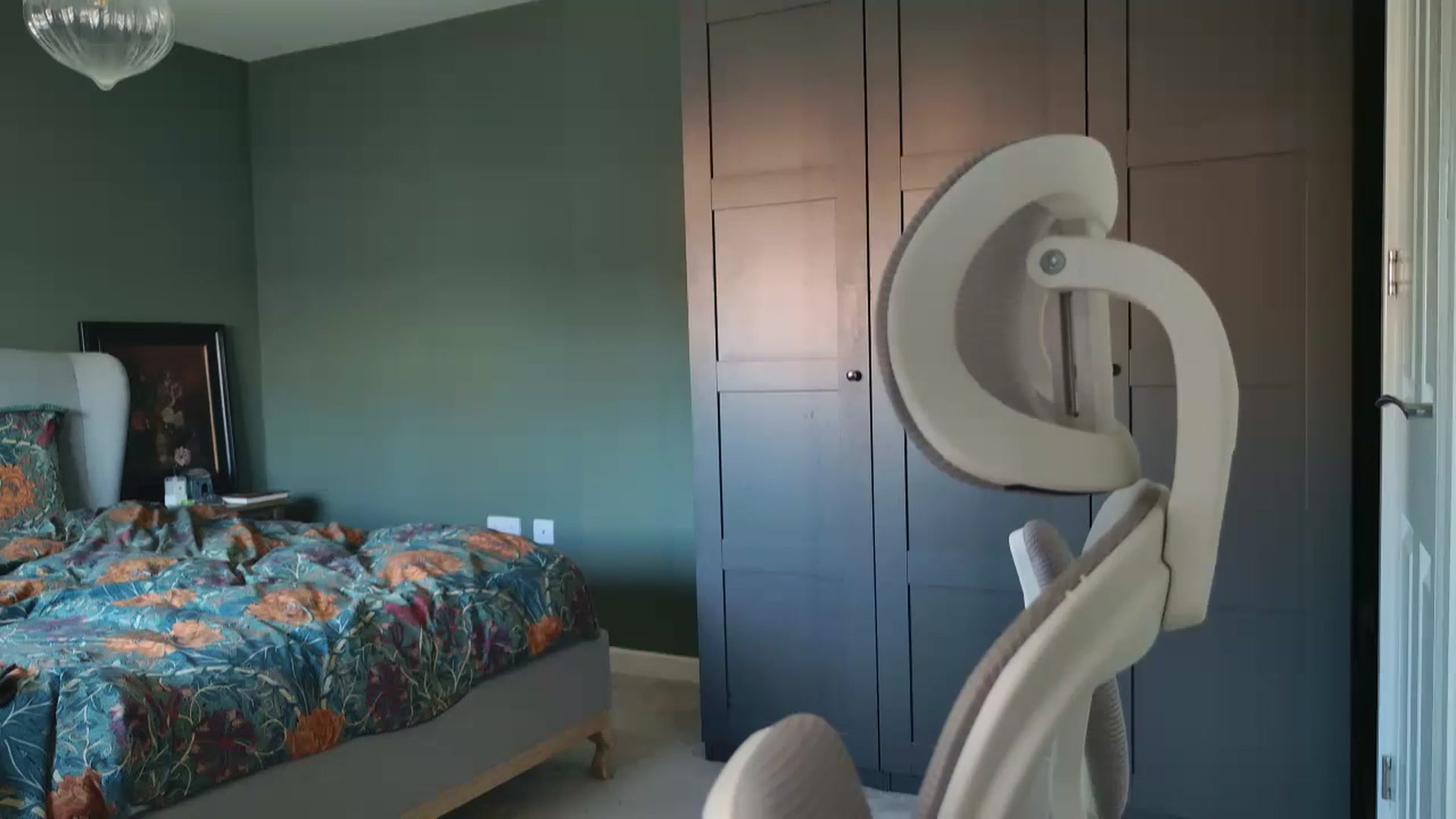 Gallery image thumbnail from mysteryriver's myfreecams stream on, 11/20/2024, 12:51 image 10 of 20