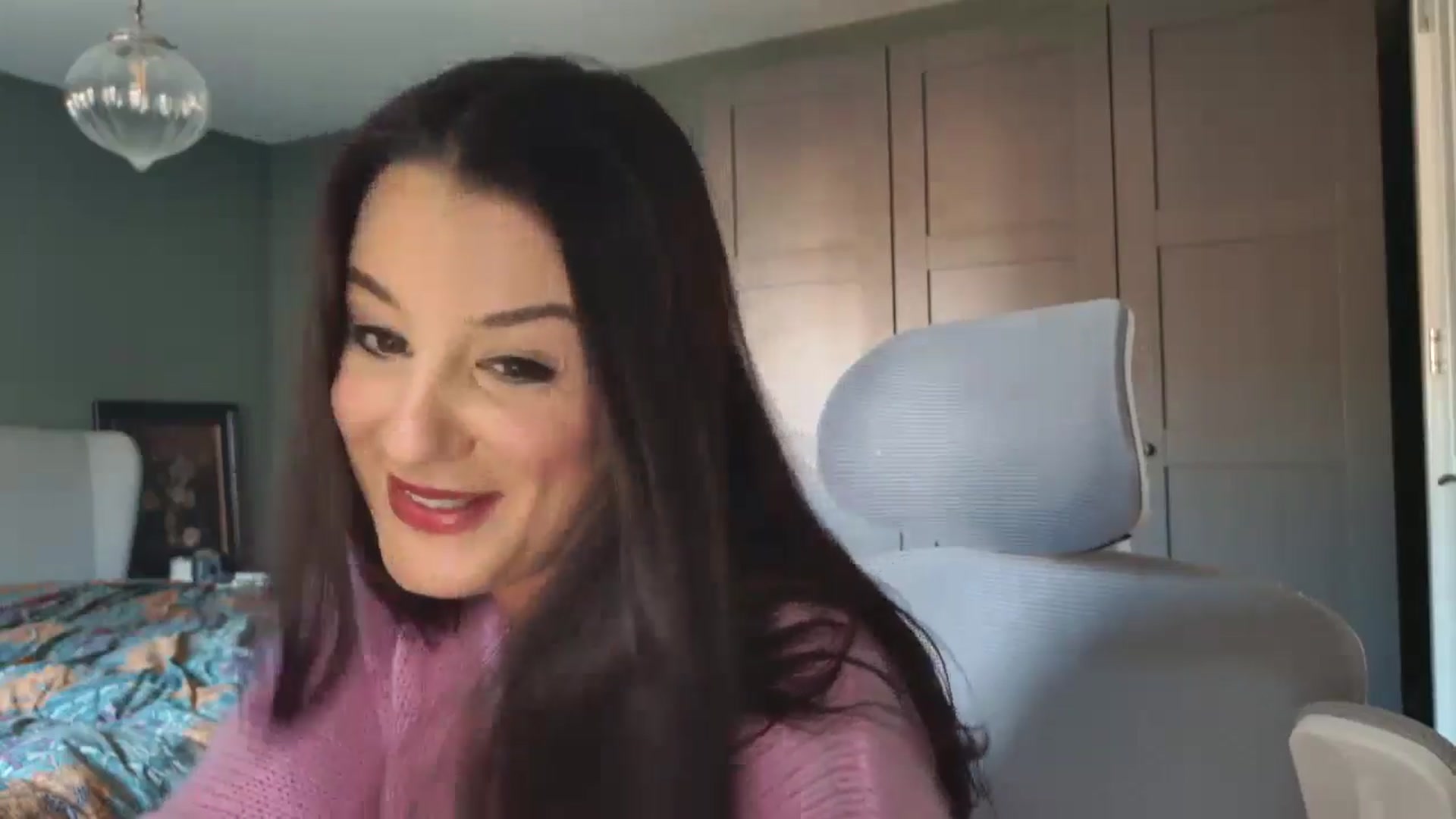 Gallery image thumbnail from mysteryriver's myfreecams stream on, 11/25/2024, 11:16 image 6 of 20