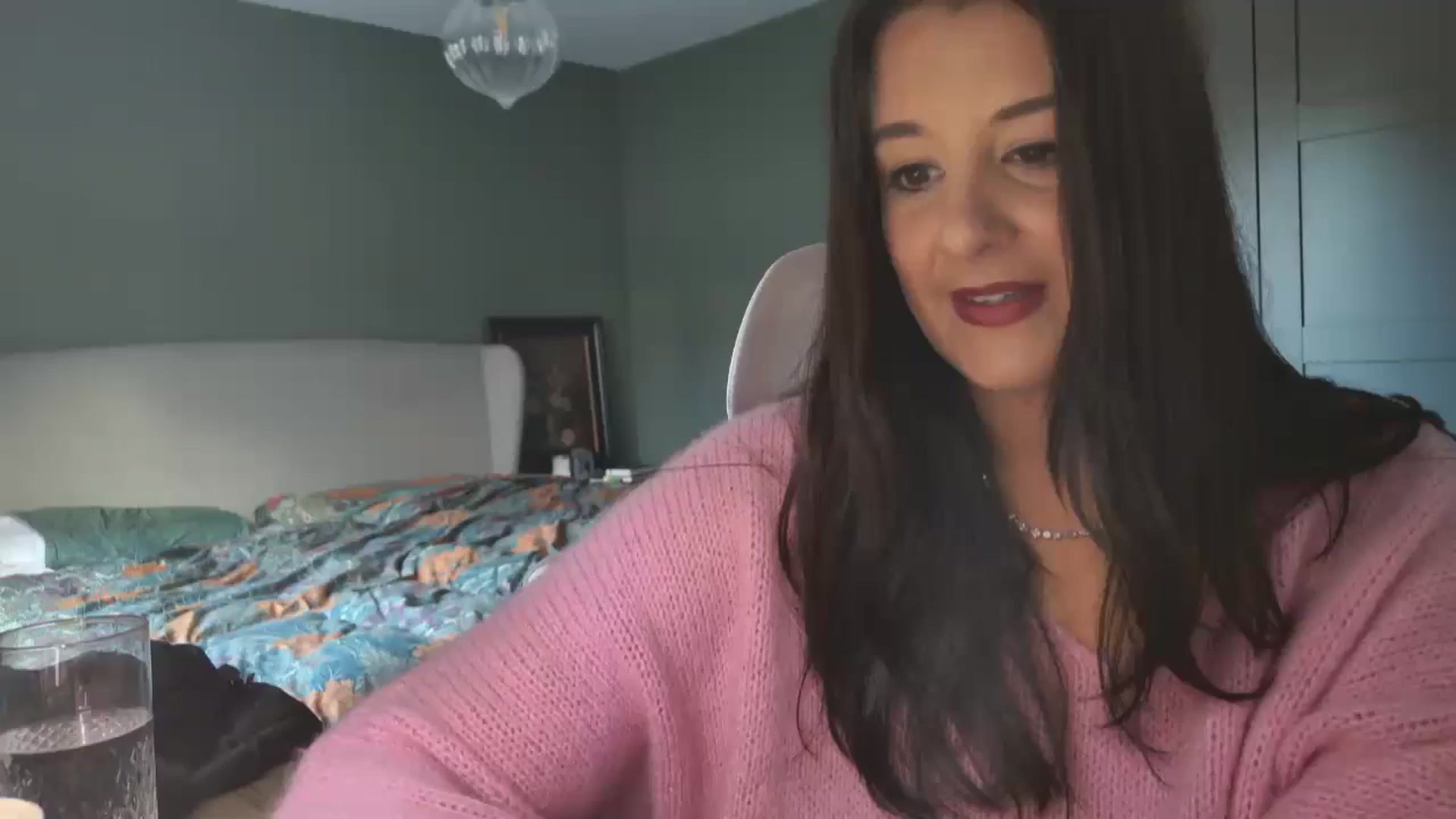 Gallery image thumbnail from mysteryriver's myfreecams stream on, 11/25/2024, 13:29 image 19 of 20