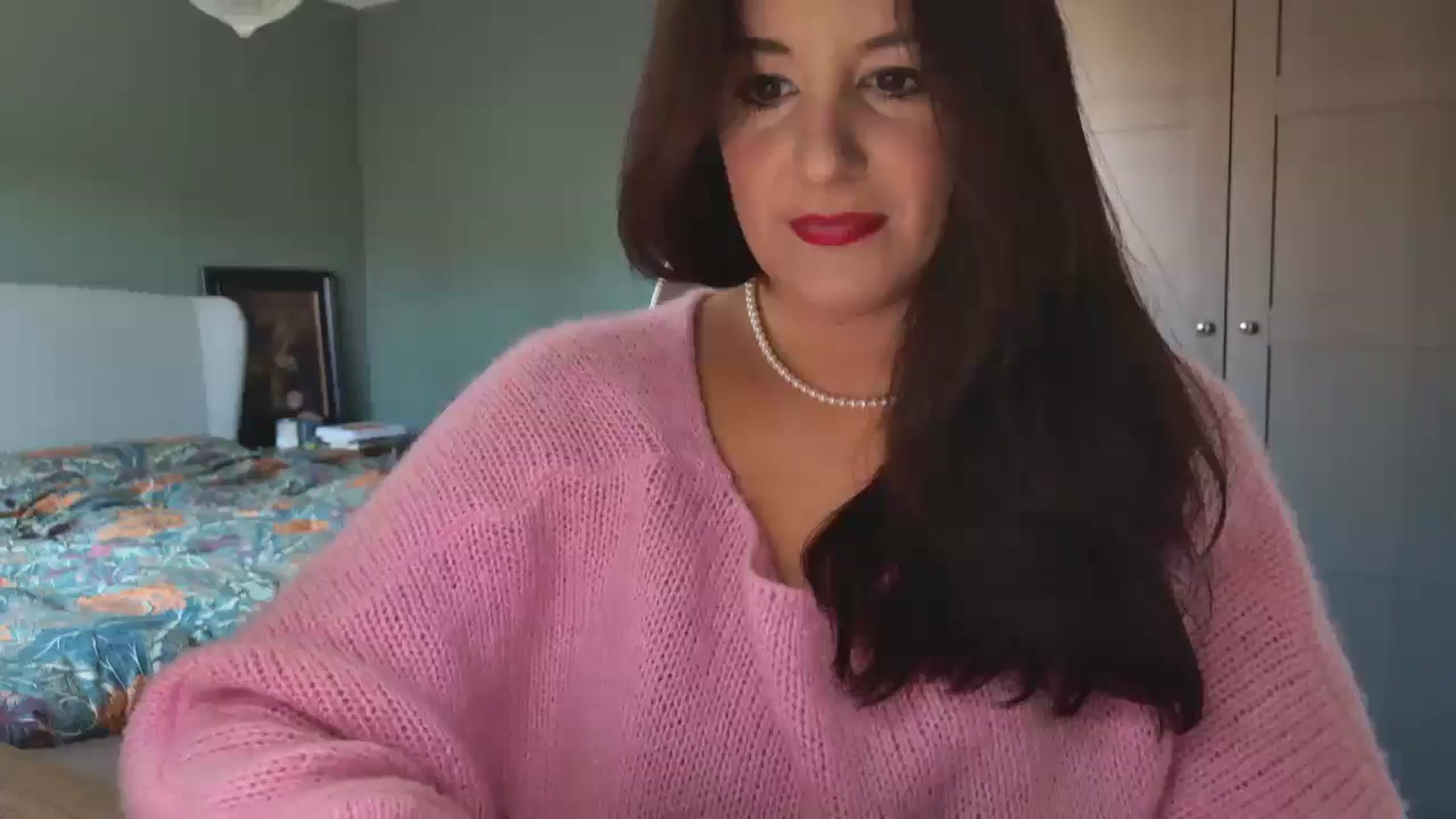 Gallery image thumbnail from mysteryriver's myfreecams stream on, 11/26/2024, 13:38 image 5 of 20