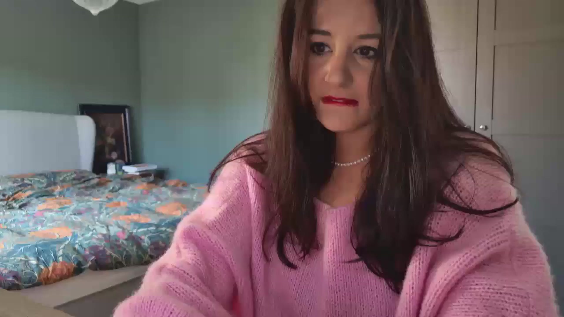 Gallery image thumbnail from mysteryriver's myfreecams stream on, 11/26/2024, 13:38 image 20 of 20