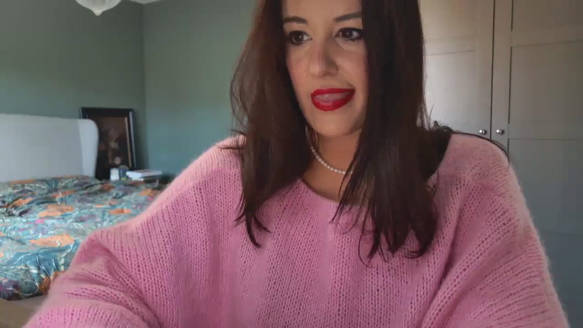 Gallery image thumbnail from mysteryriver's myfreecams stream on, 11/26/2024, 13:38 image 12 of 20