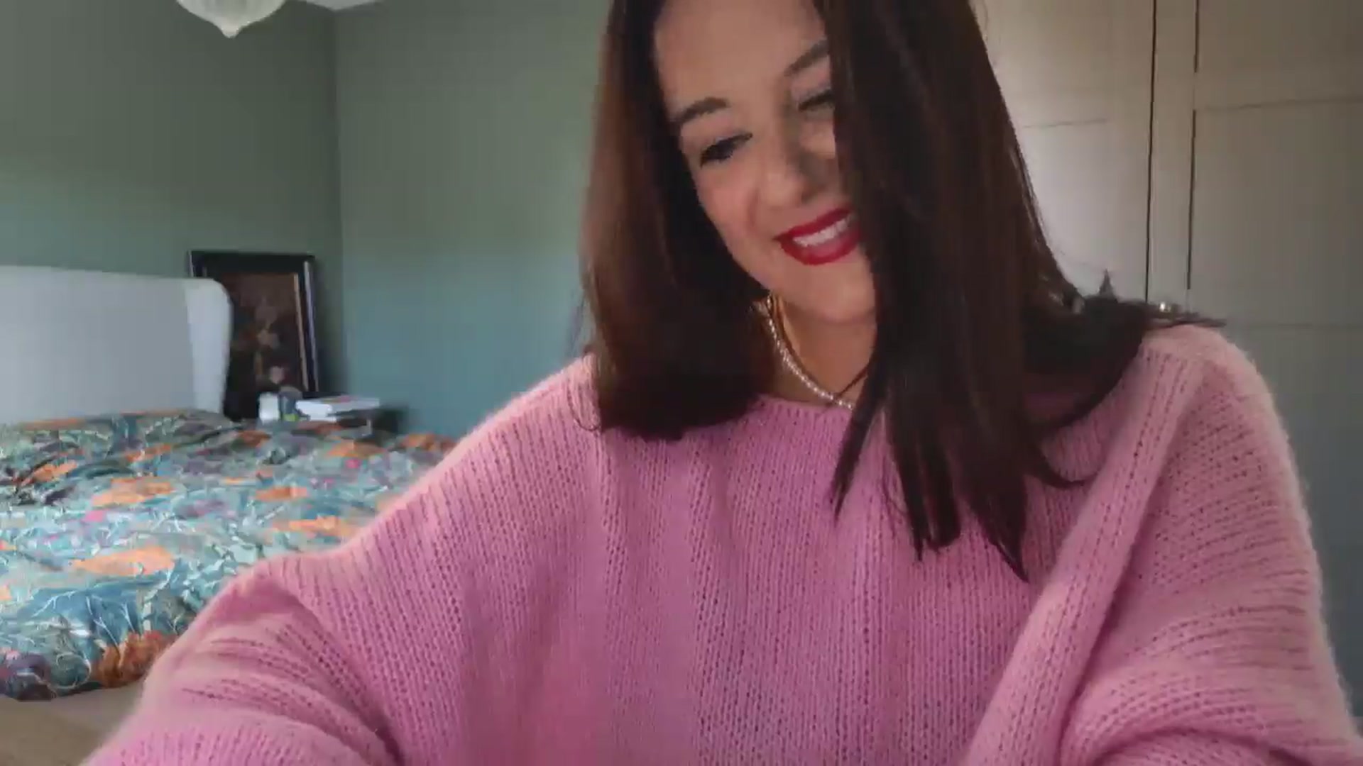 Gallery image thumbnail from mysteryriver's myfreecams stream on, 11/26/2024, 13:38 image 17 of 20