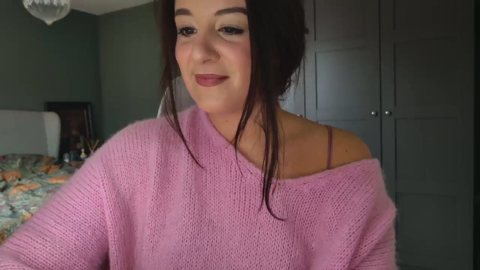 Gallery image thumbnail from mysteryriver's myfreecams stream on, 12/10/2024, 10:47 image 15 of 20