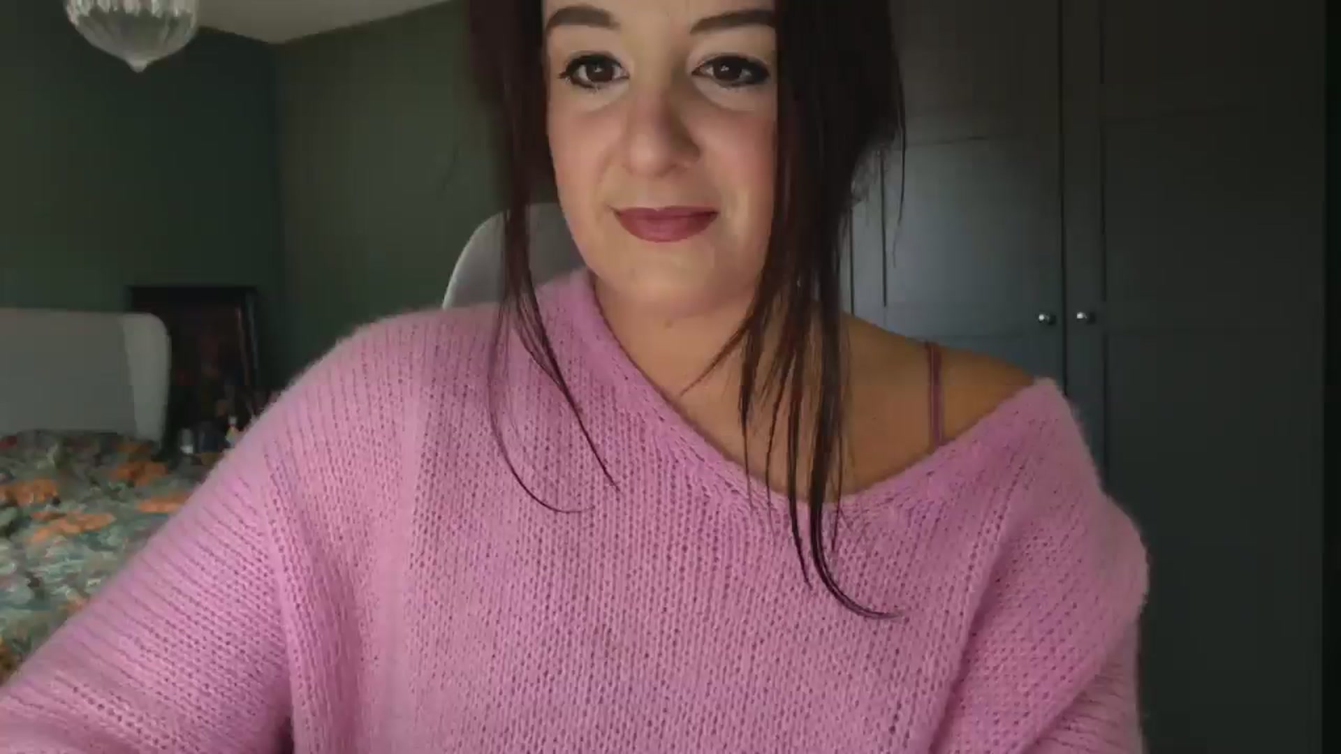 Gallery image thumbnail from mysteryriver's myfreecams stream on, 12/10/2024, 10:47 image 13 of 20