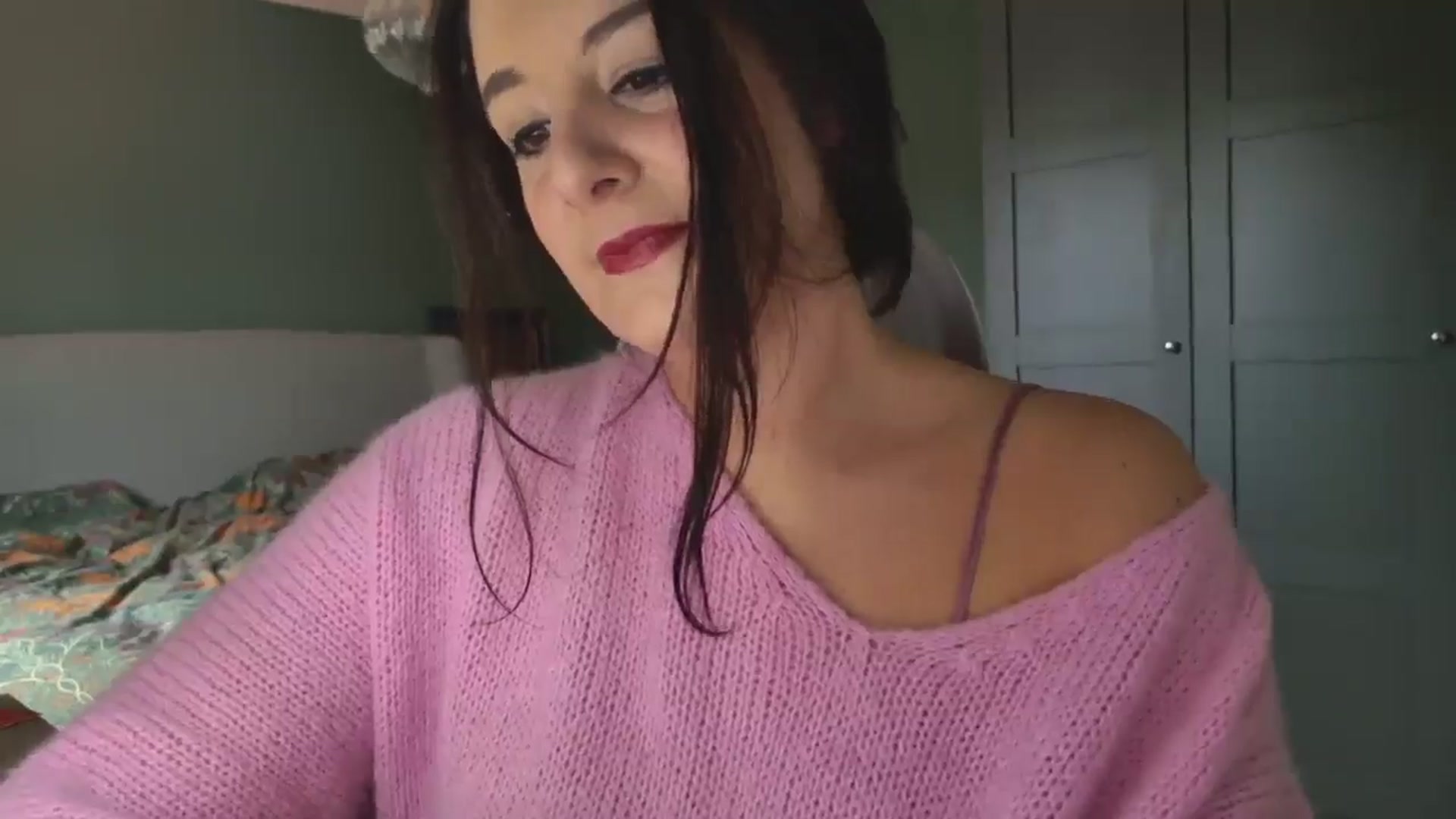 Gallery image thumbnail from mysteryriver's myfreecams stream on, 12/10/2024, 11:17 image 4 of 20