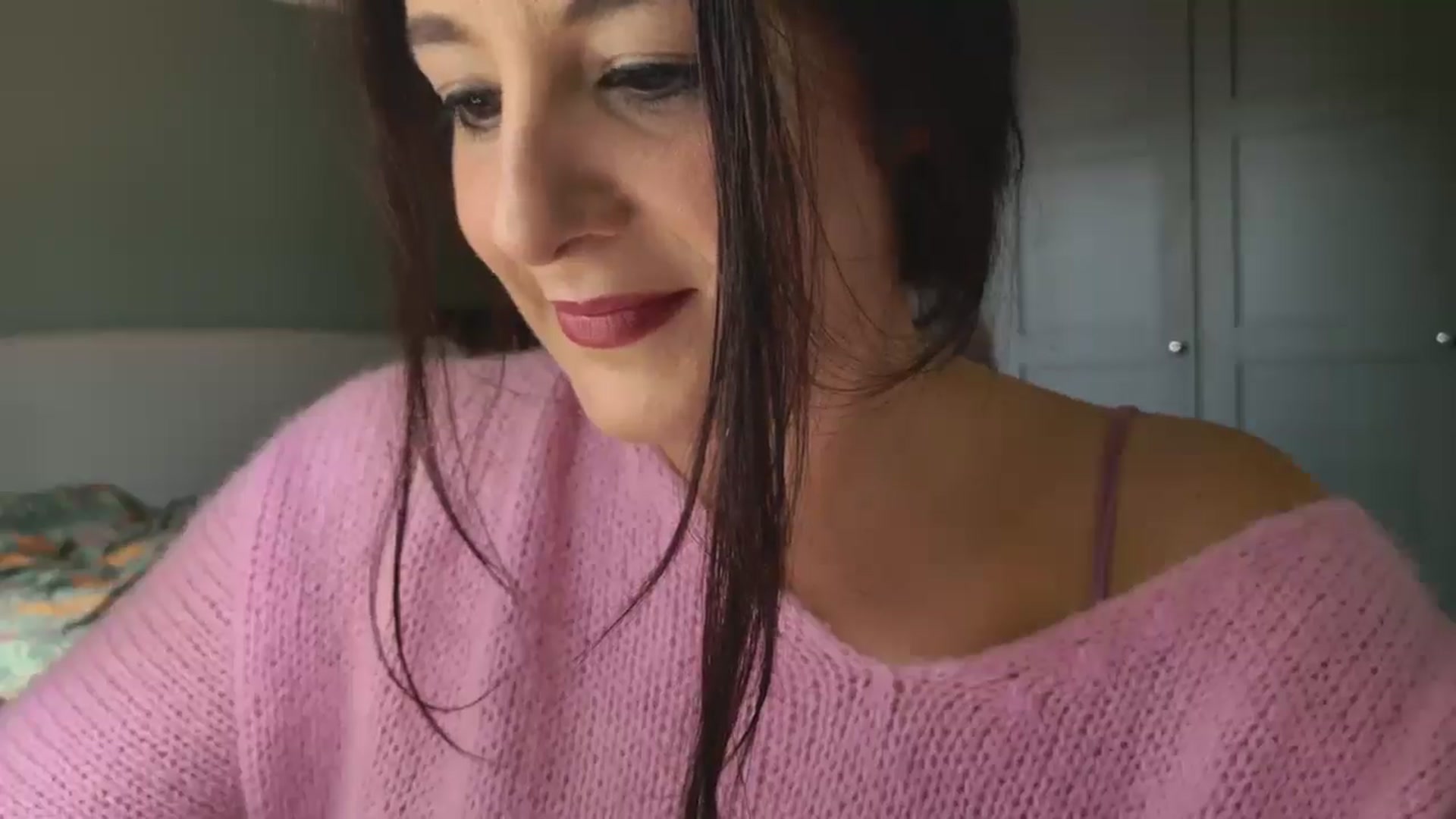 Gallery image thumbnail from mysteryriver's myfreecams stream on, 12/10/2024, 11:17 image 17 of 20