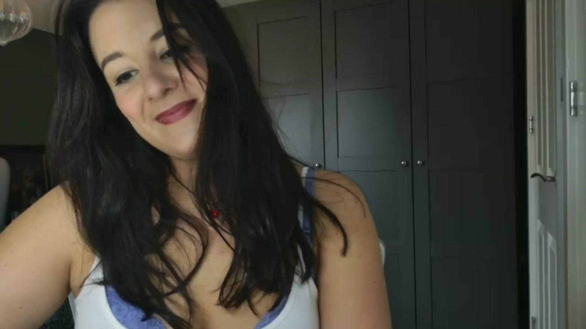 Gallery image thumbnail from mysteryriver's myfreecams stream on, 12/16/2024, 14:00 image 19 of 20