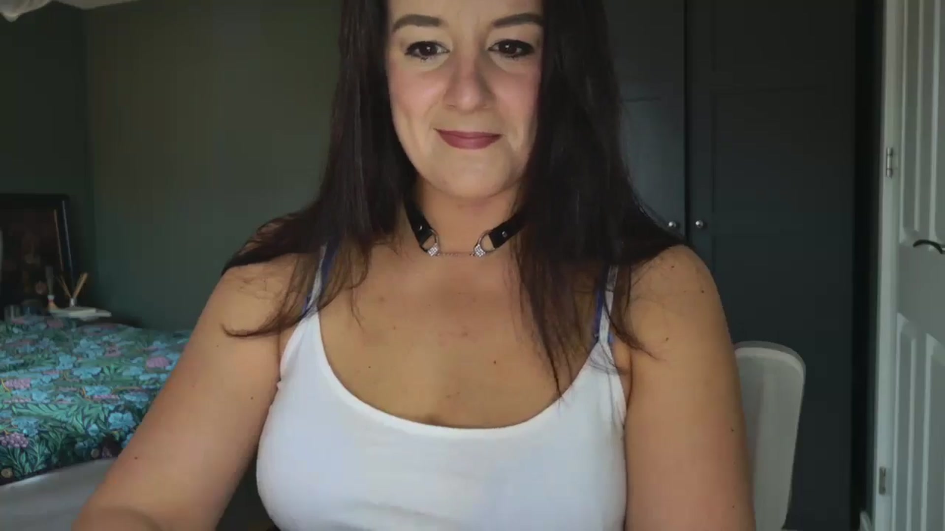 Gallery image thumbnail from mysteryriver's myfreecams stream on, 12/17/2024, 11:29 image 3 of 20