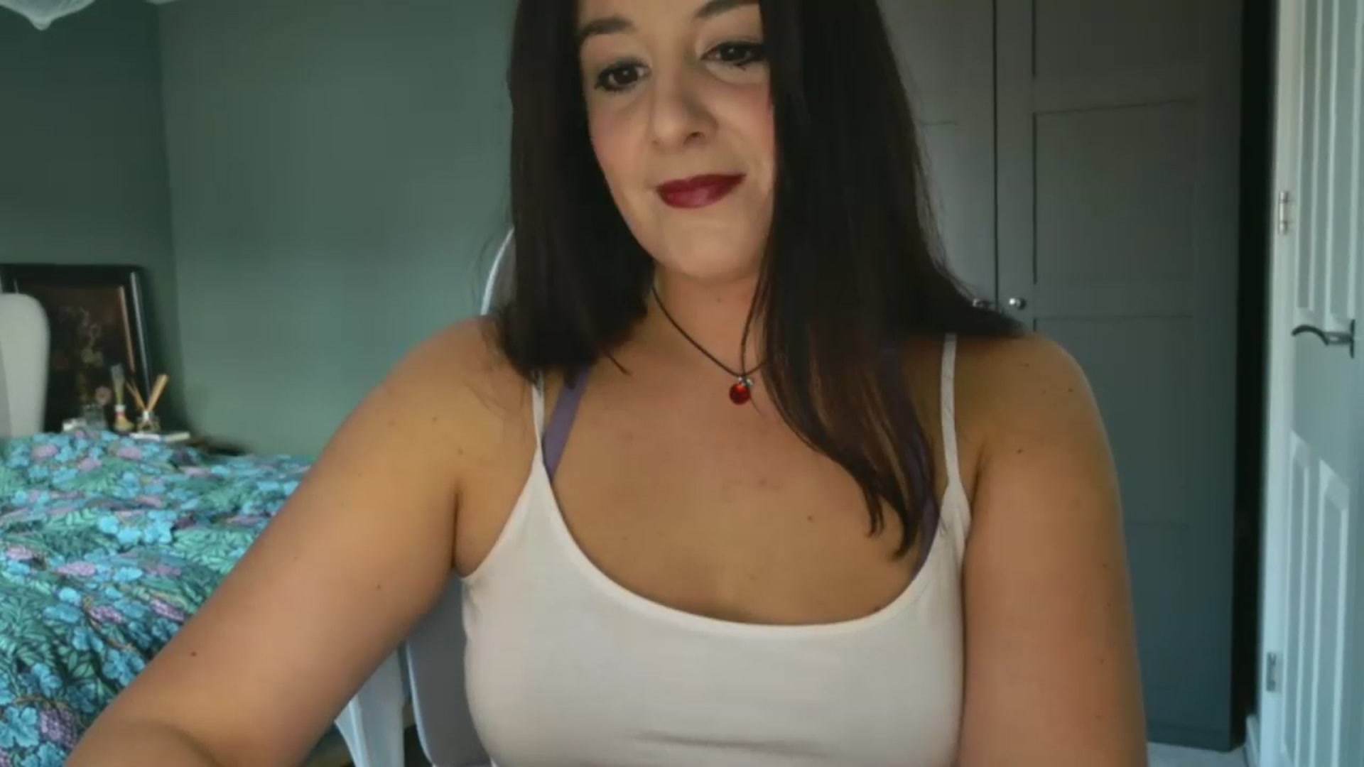 Gallery image thumbnail from mysteryriver's myfreecams stream on, 12/19/2024, 11:17 image 17 of 20