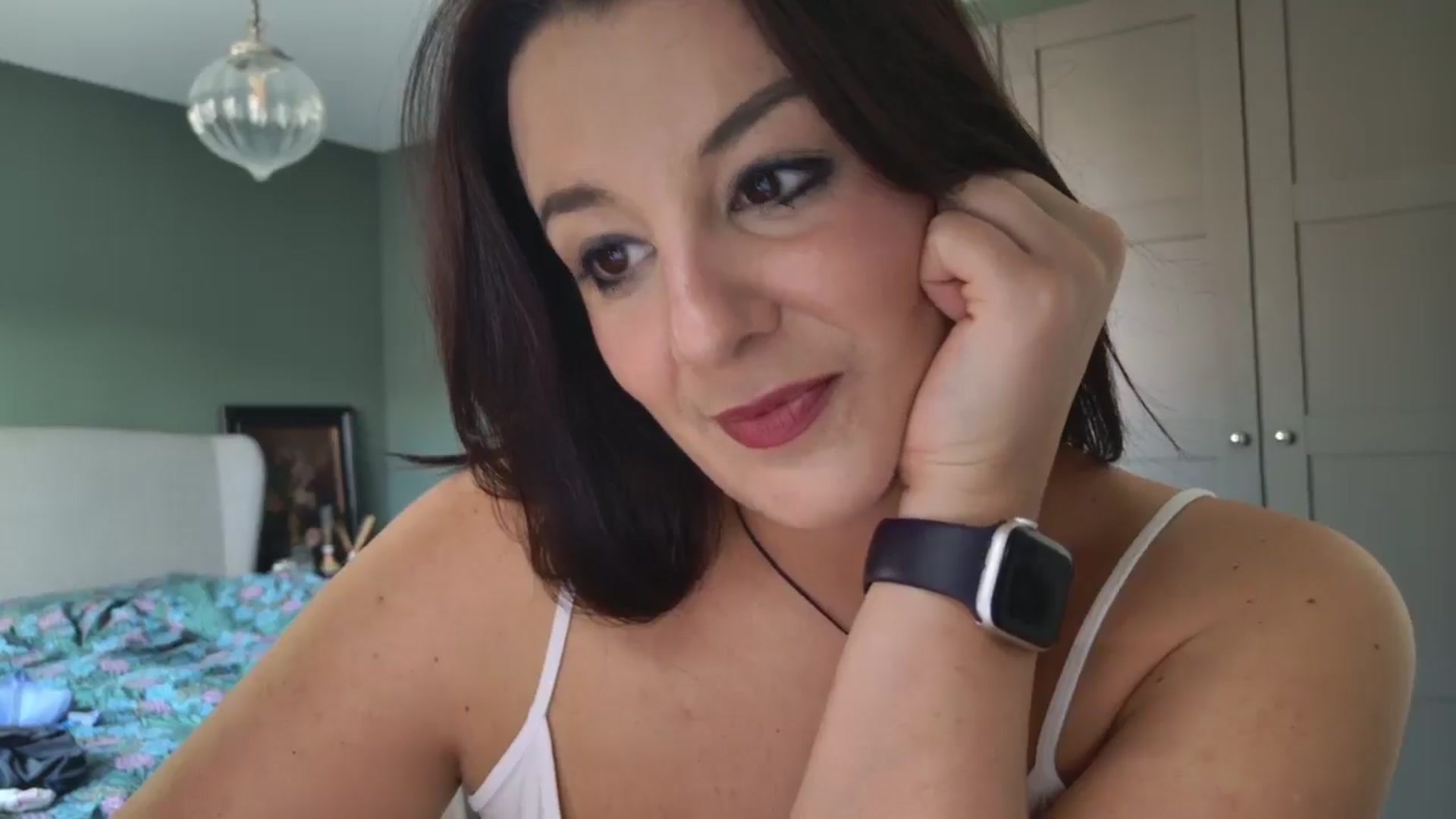 Gallery image thumbnail from mysteryriver's myfreecams stream on, 12/19/2024, 13:47 image 9 of 20