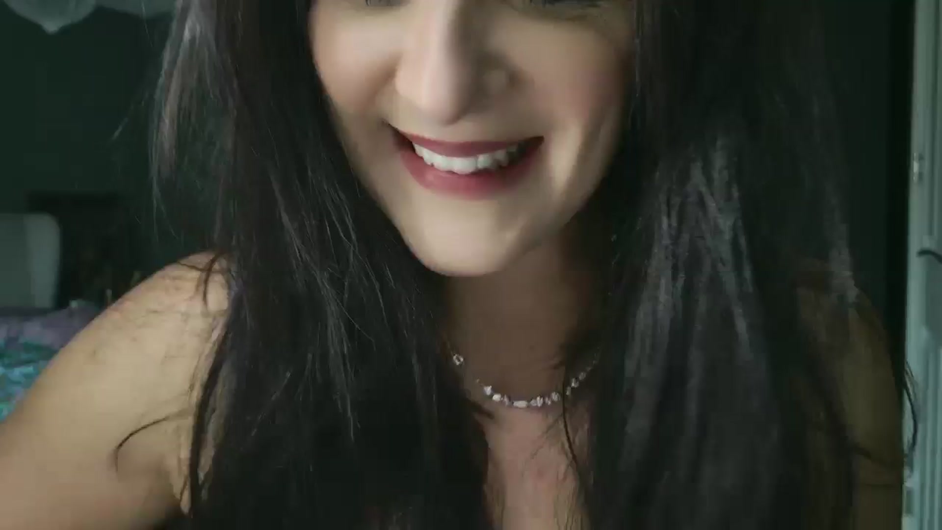 Gallery image thumbnail from mysteryriver's myfreecams stream on, 12/20/2024, 14:11 image 13 of 20