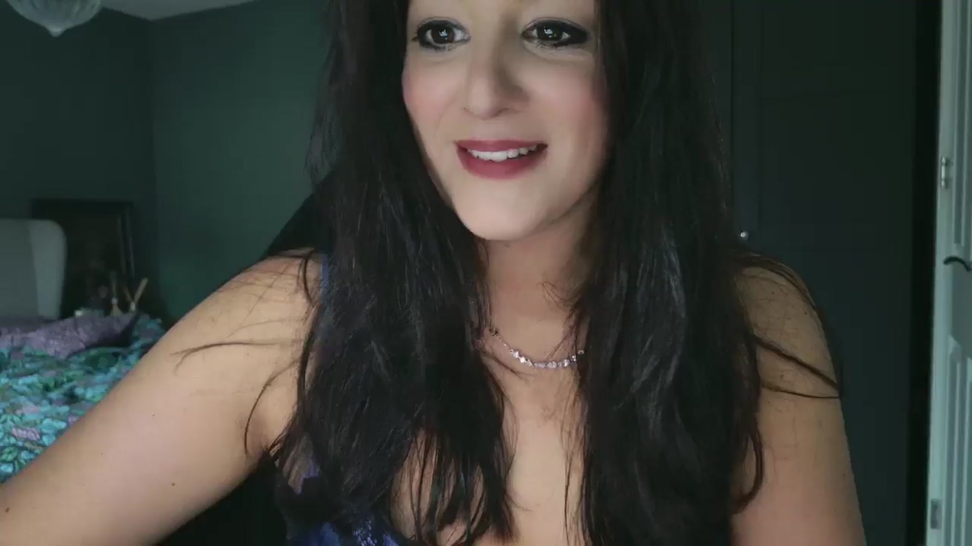 Gallery image thumbnail from mysteryriver's myfreecams stream on, 12/20/2024, 14:11 image 11 of 20