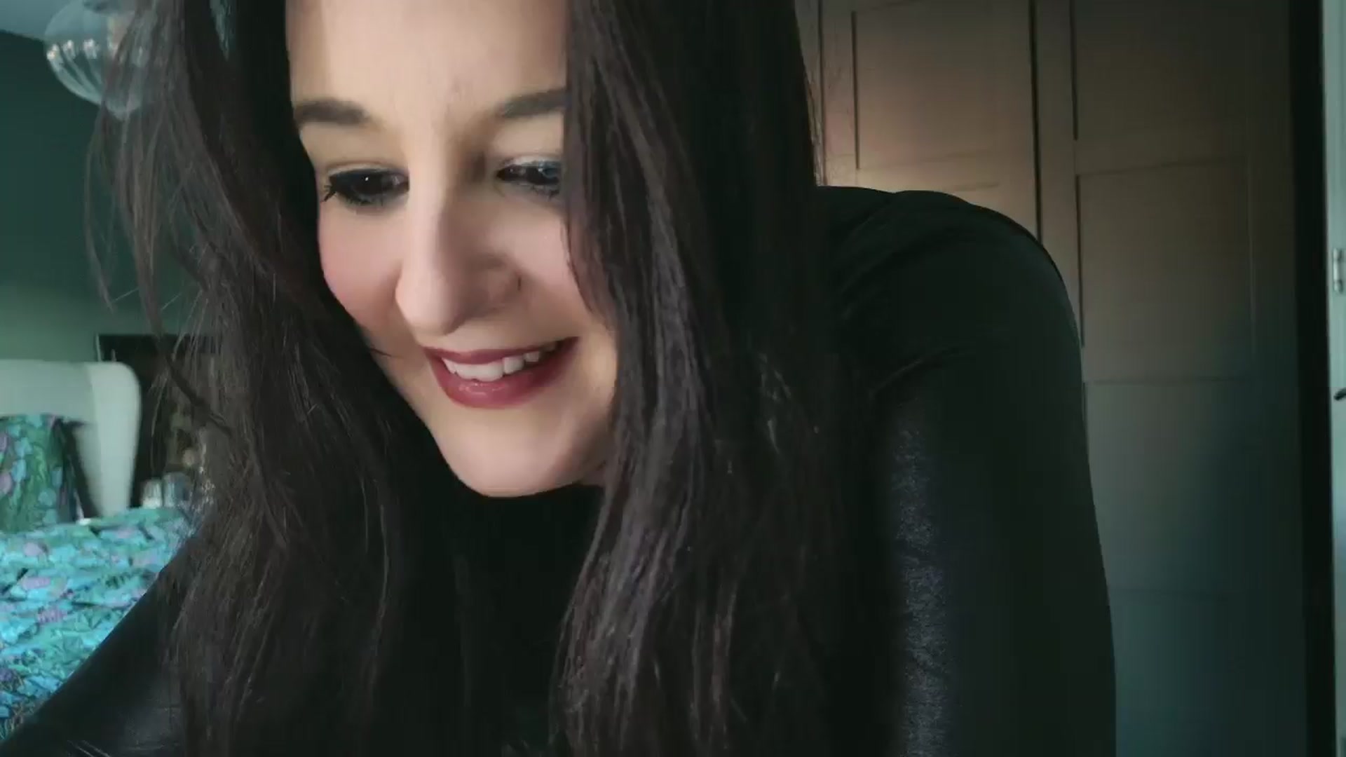 Gallery image thumbnail from mysteryriver's myfreecams stream on, 12/30/2024, 15:25 image 1 of 20