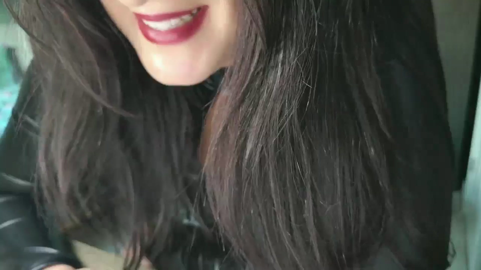 Gallery image thumbnail from mysteryriver's myfreecams stream on, 12/30/2024, 15:25 image 13 of 20