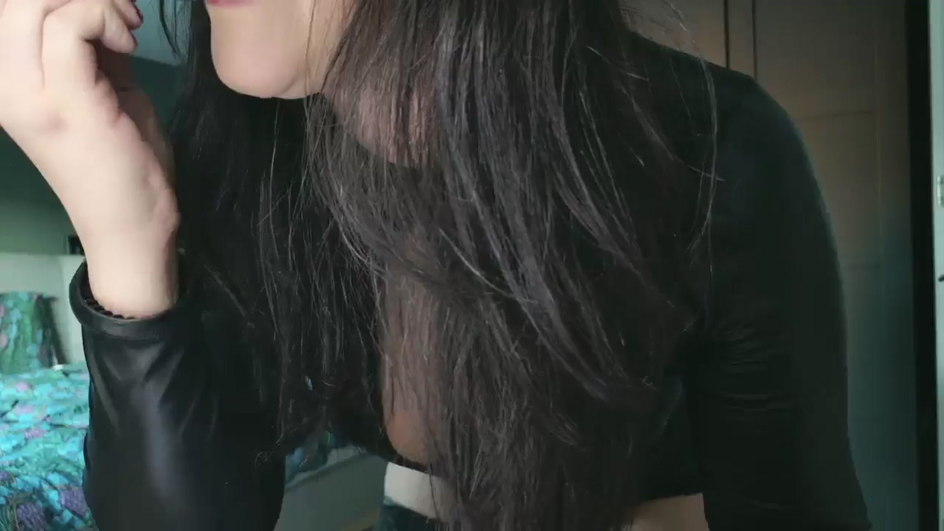 Gallery image thumbnail from mysteryriver's myfreecams stream on, 12/30/2024, 15:25 image 5 of 20