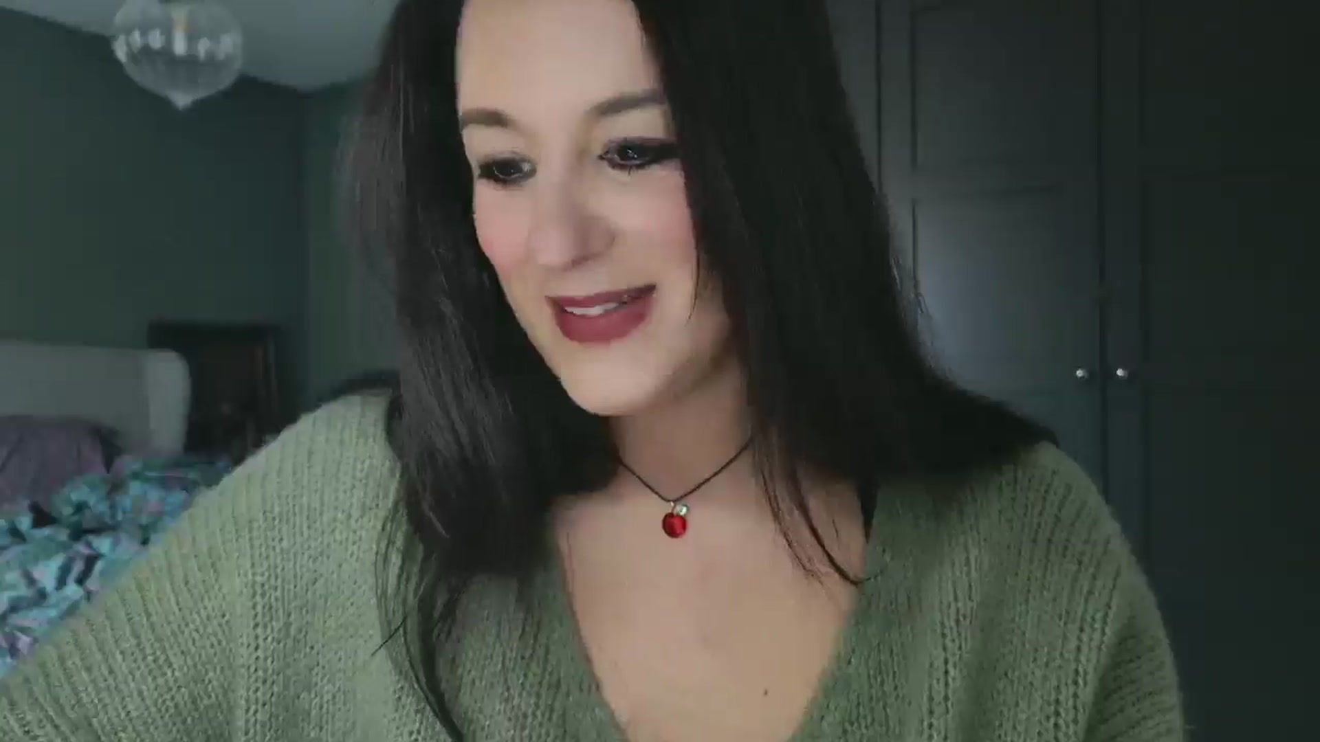 Gallery image thumbnail from mysteryriver's myfreecams stream on, 12/31/2024, 16:03 image 3 of 20