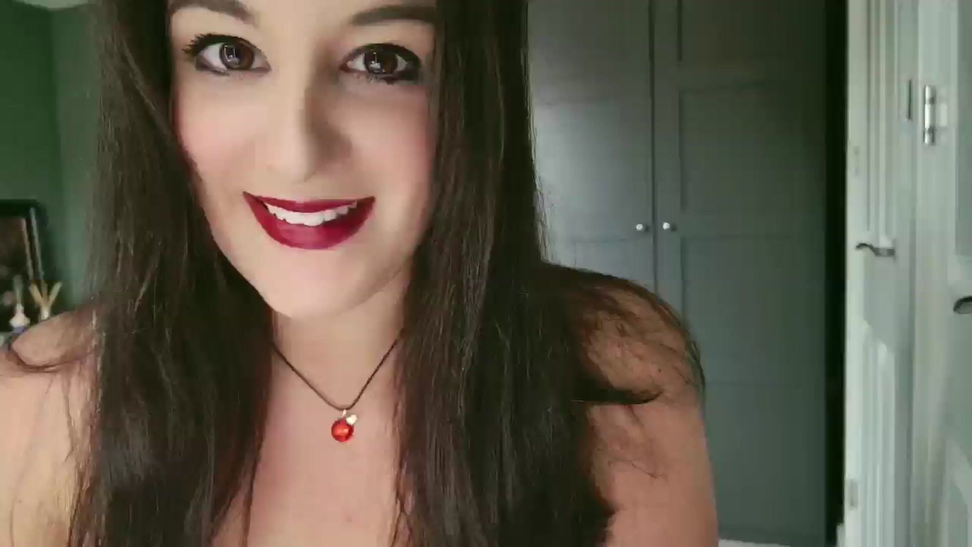 Gallery image thumbnail from mysteryriver's myfreecams stream on, 01/06/2025, 12:47 image 12 of 20