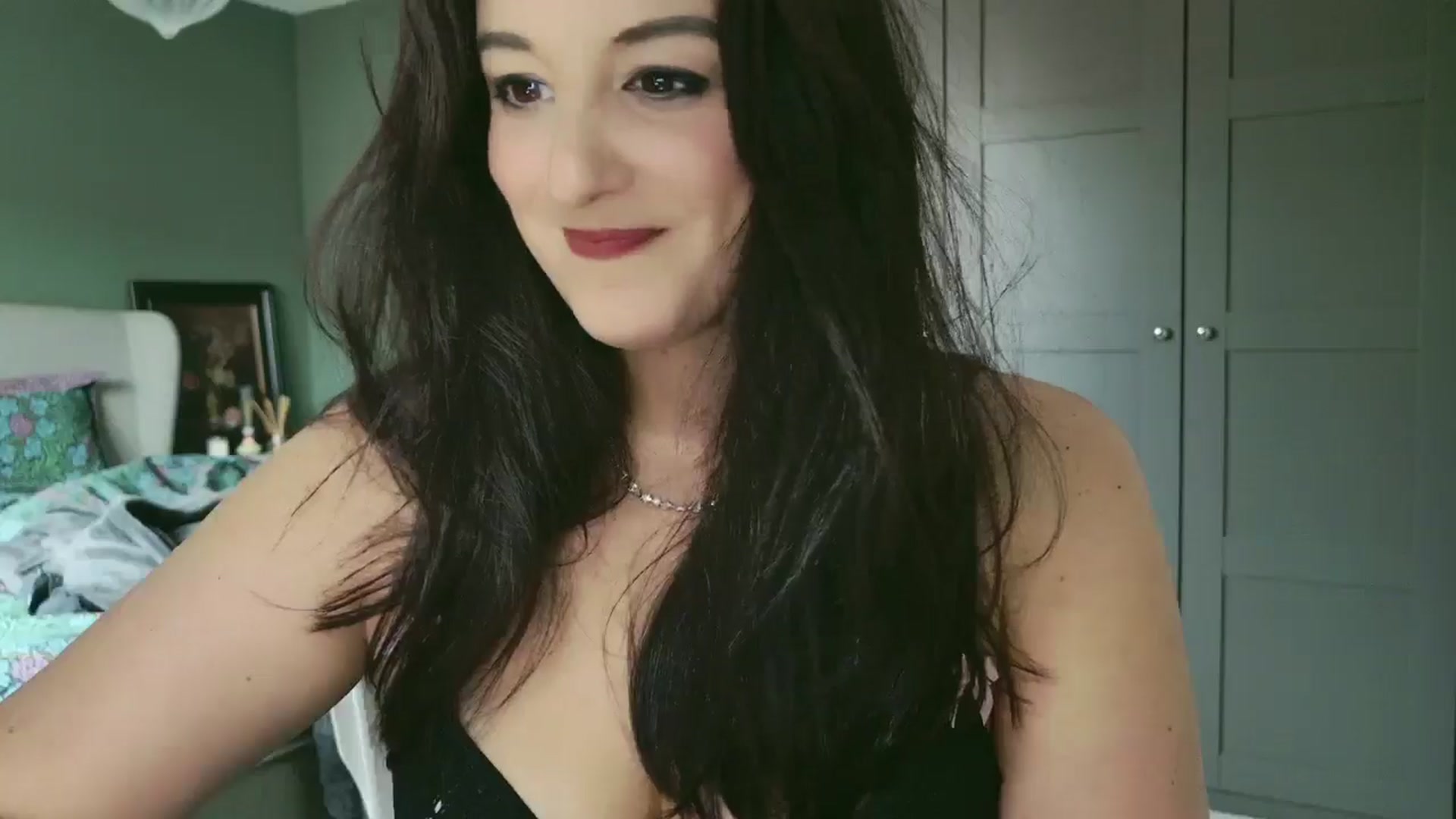 Gallery image thumbnail from mysteryriver's myfreecams stream on, 01/13/2025, 12:34 image 10 of 20