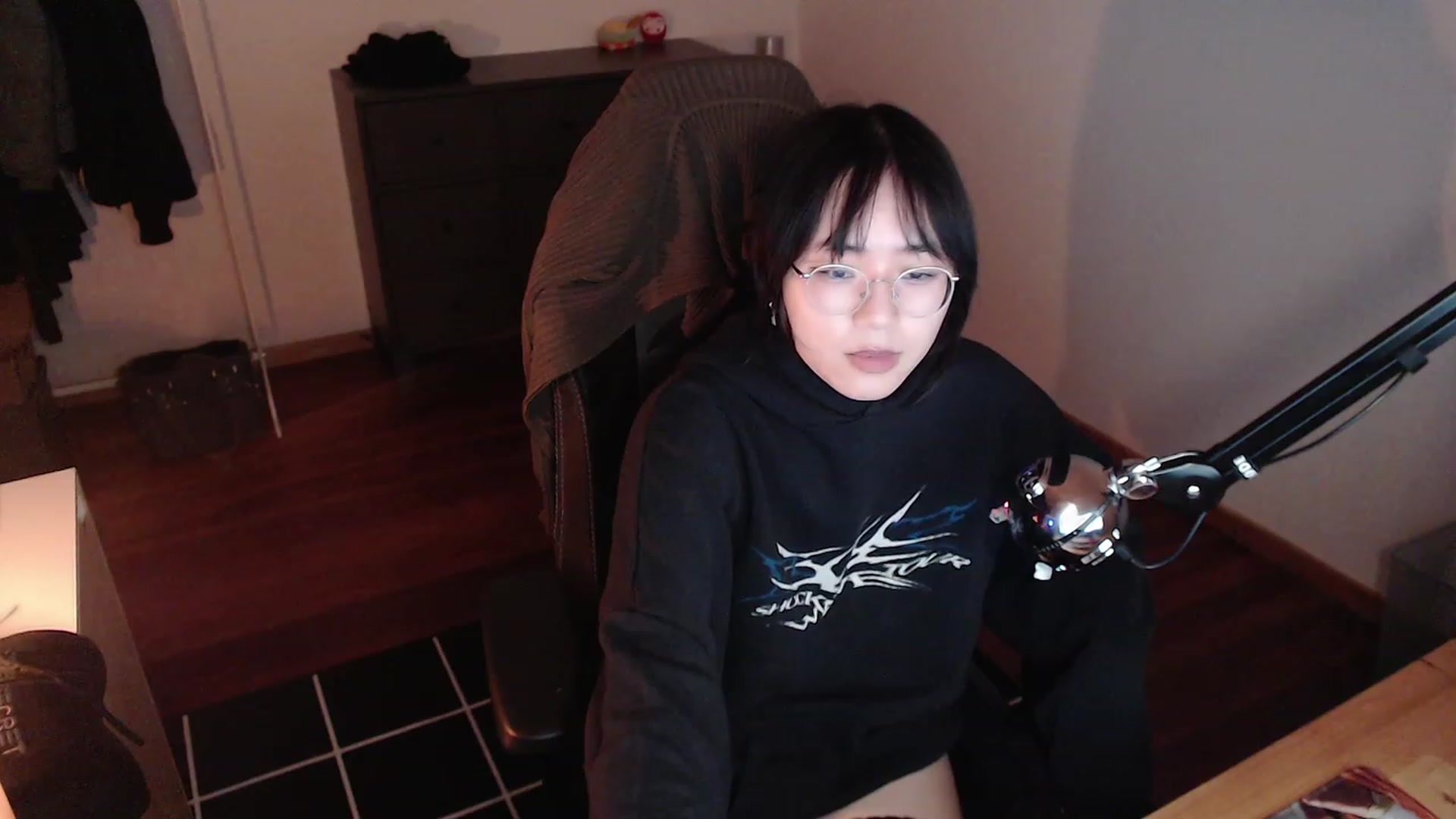 Gallery image thumbnail from n435899's myfreecams stream on, 02/10/2024, 18:57 image 6 of 20
