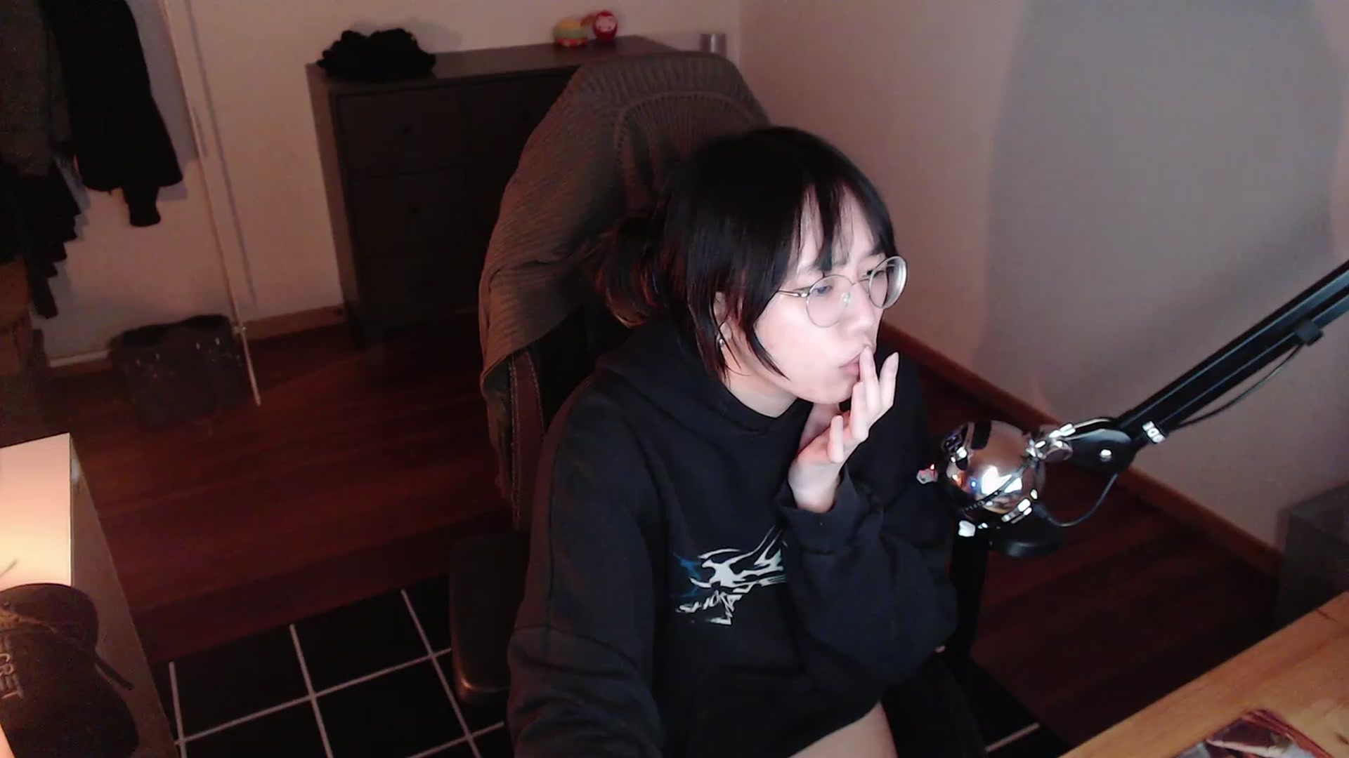 Gallery image thumbnail from n435899's myfreecams stream on, 02/10/2024, 18:57 image 13 of 20