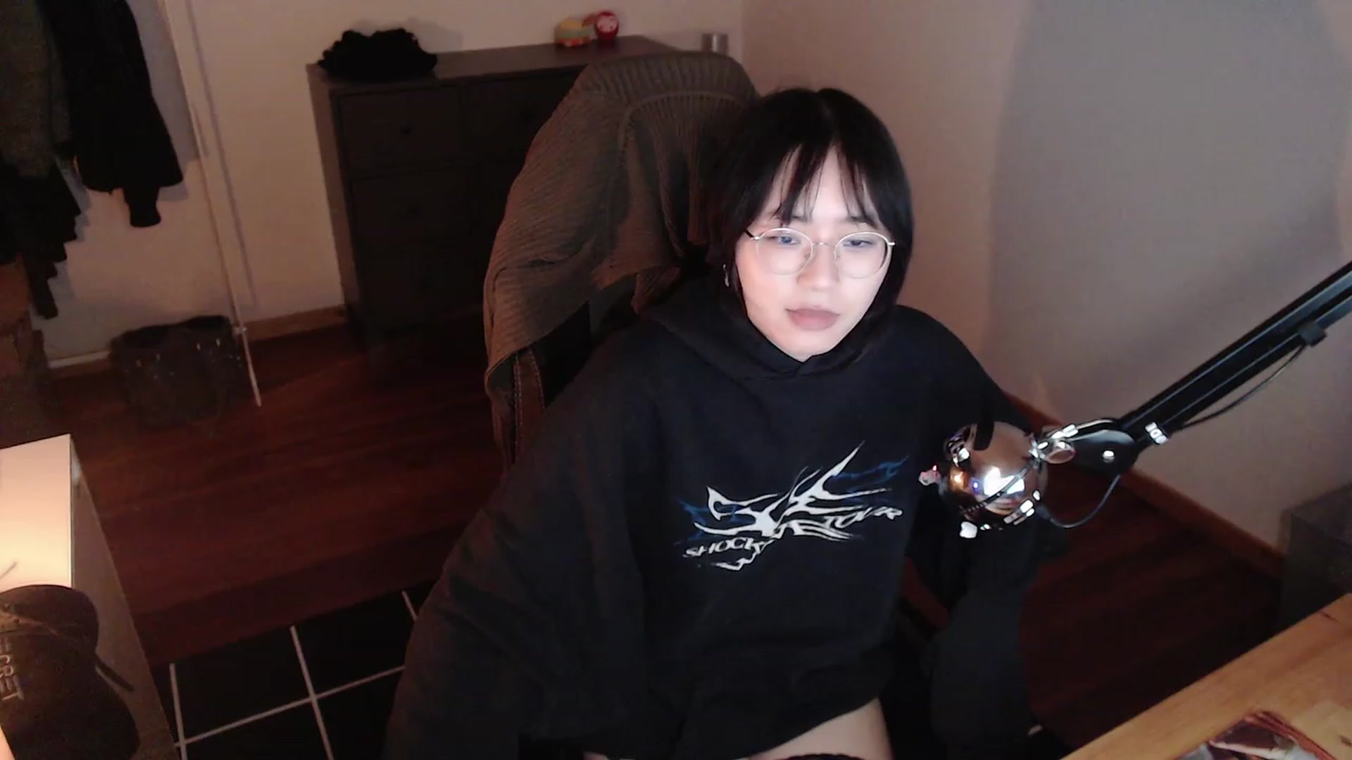 Gallery image thumbnail from n435899's myfreecams stream on, 02/10/2024, 18:57 image 5 of 20