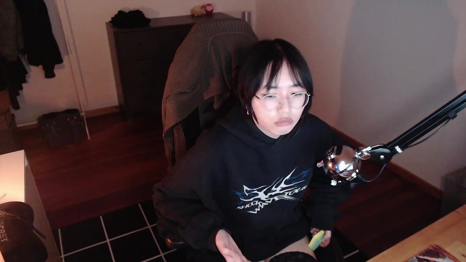 Gallery image thumbnail from n435899's myfreecams stream on, 02/10/2024, 18:57 image 1 of 20