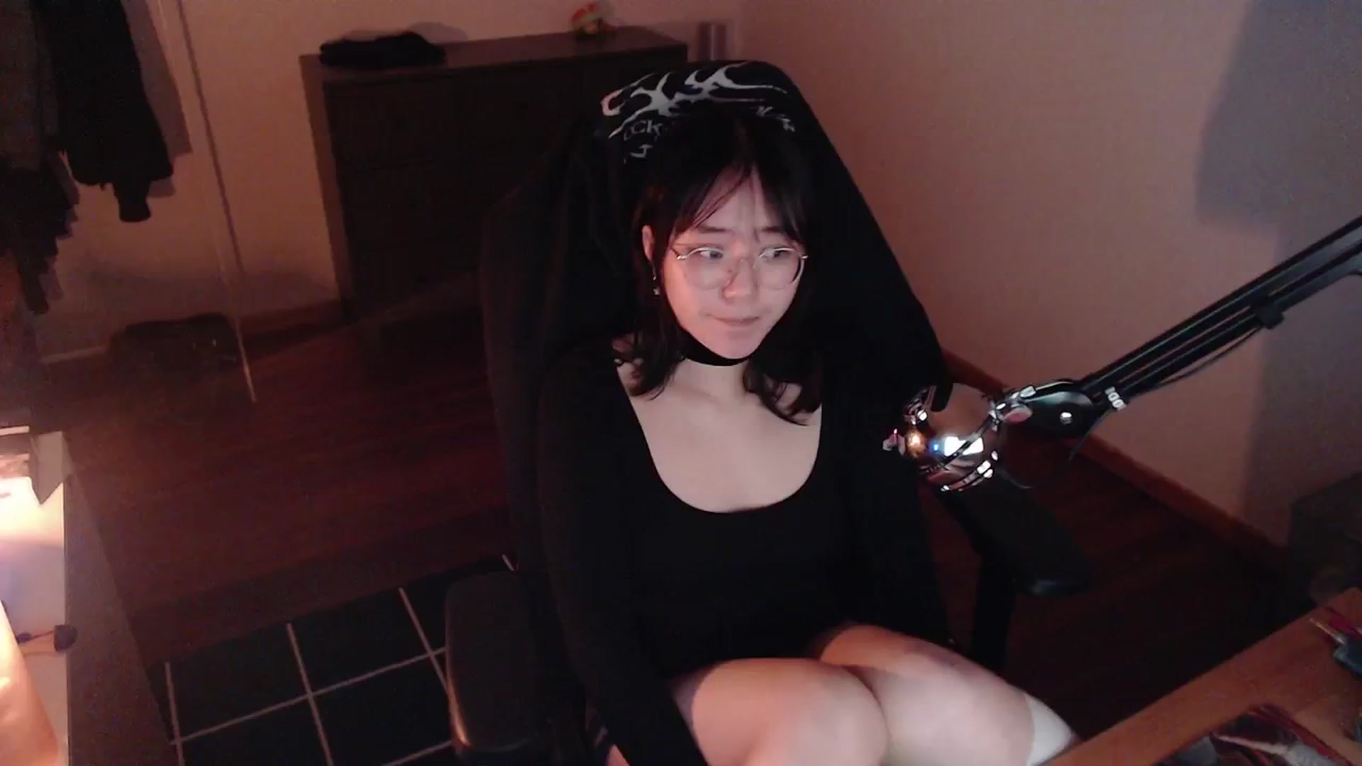 Gallery image thumbnail from n435899's myfreecams stream on, 02/12/2024, 21:46 image 8 of 20