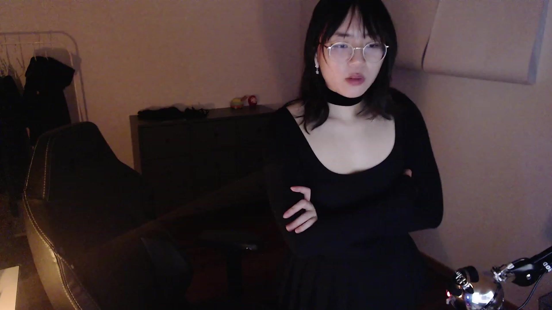 Gallery image thumbnail from n435899's myfreecams stream on, 02/14/2024, 03:03 image 4 of 20